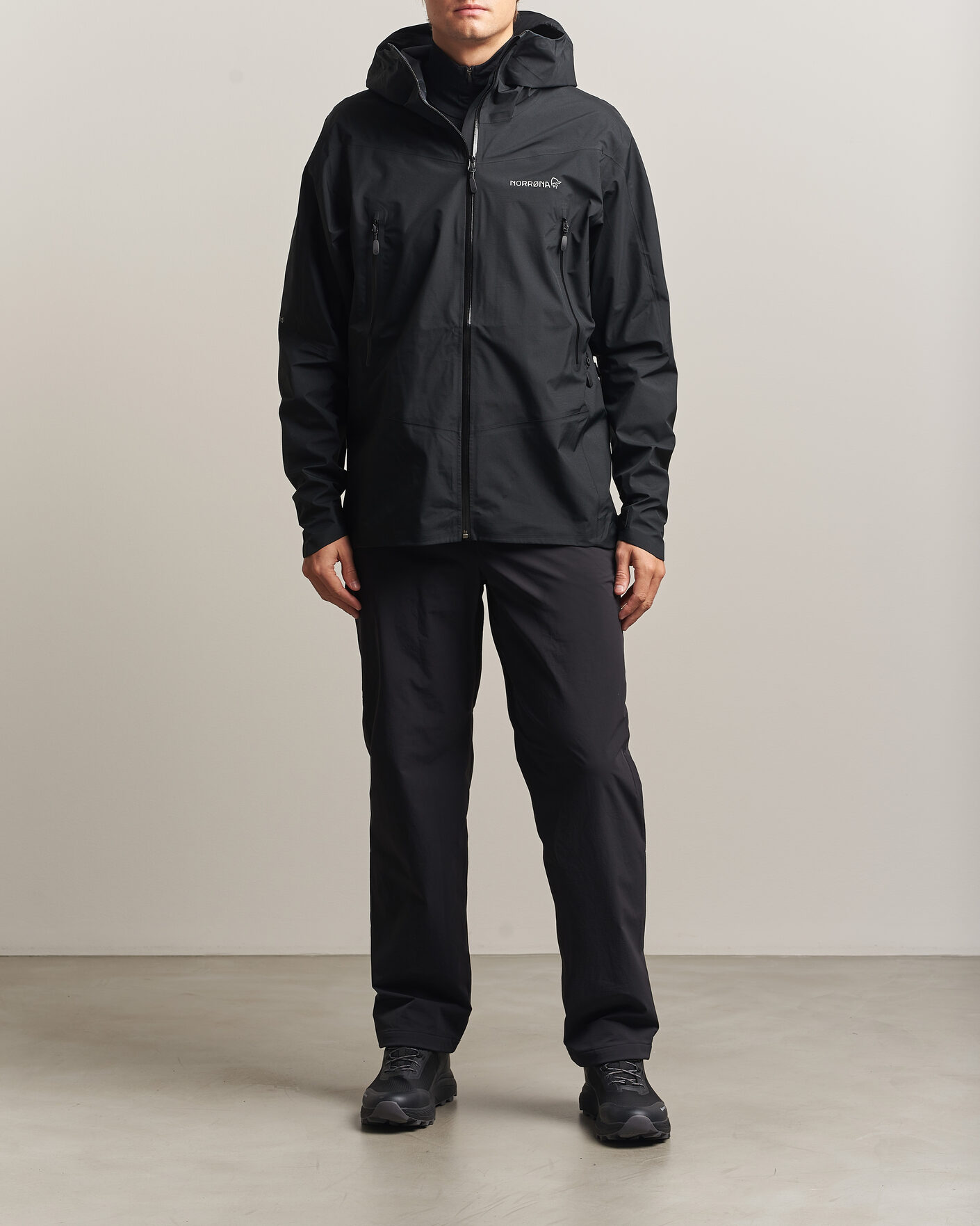 Uomini | Giacche | Norrøna | Falketind GORE-TEX Jacket Caviar Black