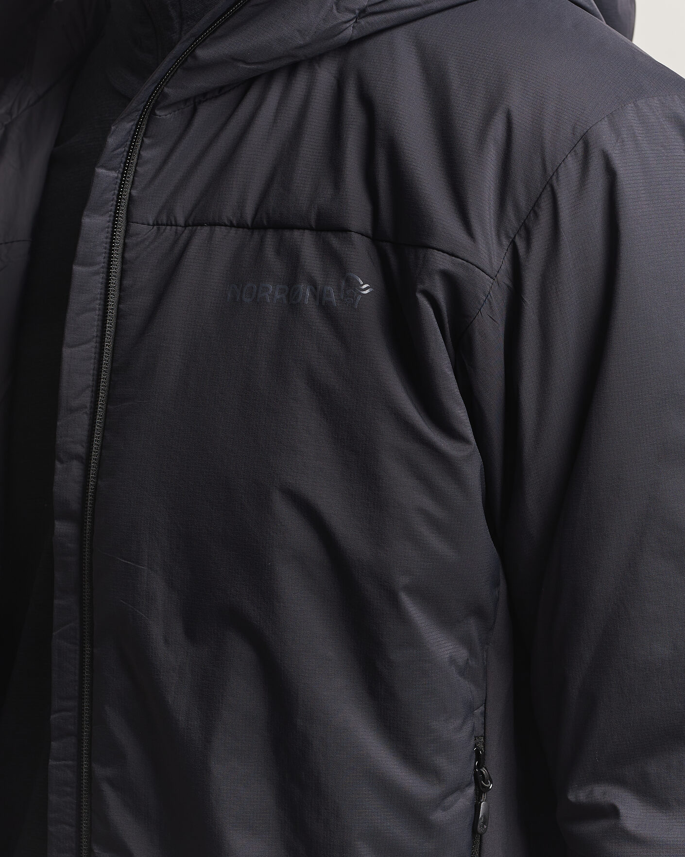 Uomini | Giacche | Norrøna | Femund Thermo Zip Hood Caviar Black