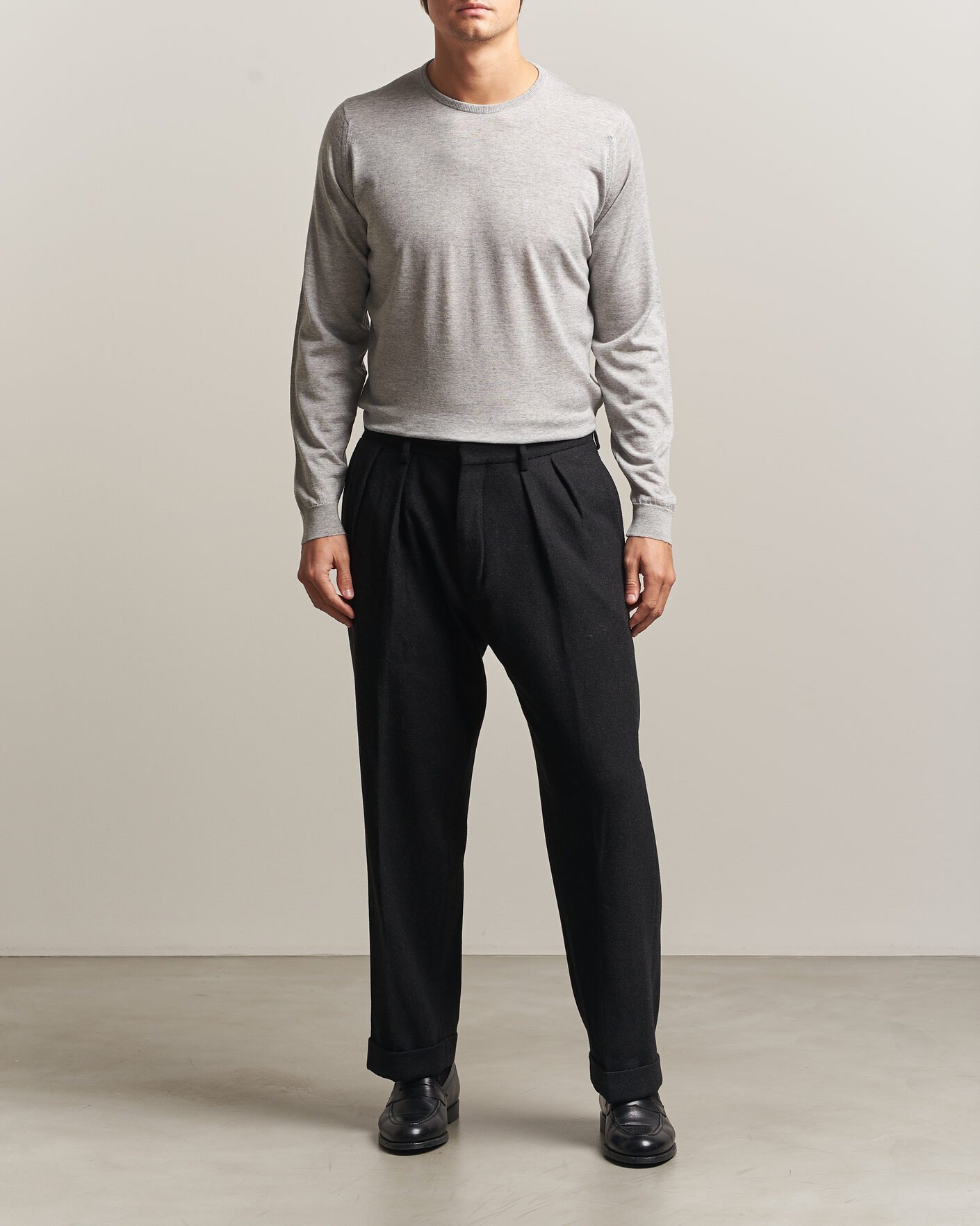 Uomini | Maglieria | John Smedley | Lundy Extra Fine Merino Crew Neck Nimbus Grey