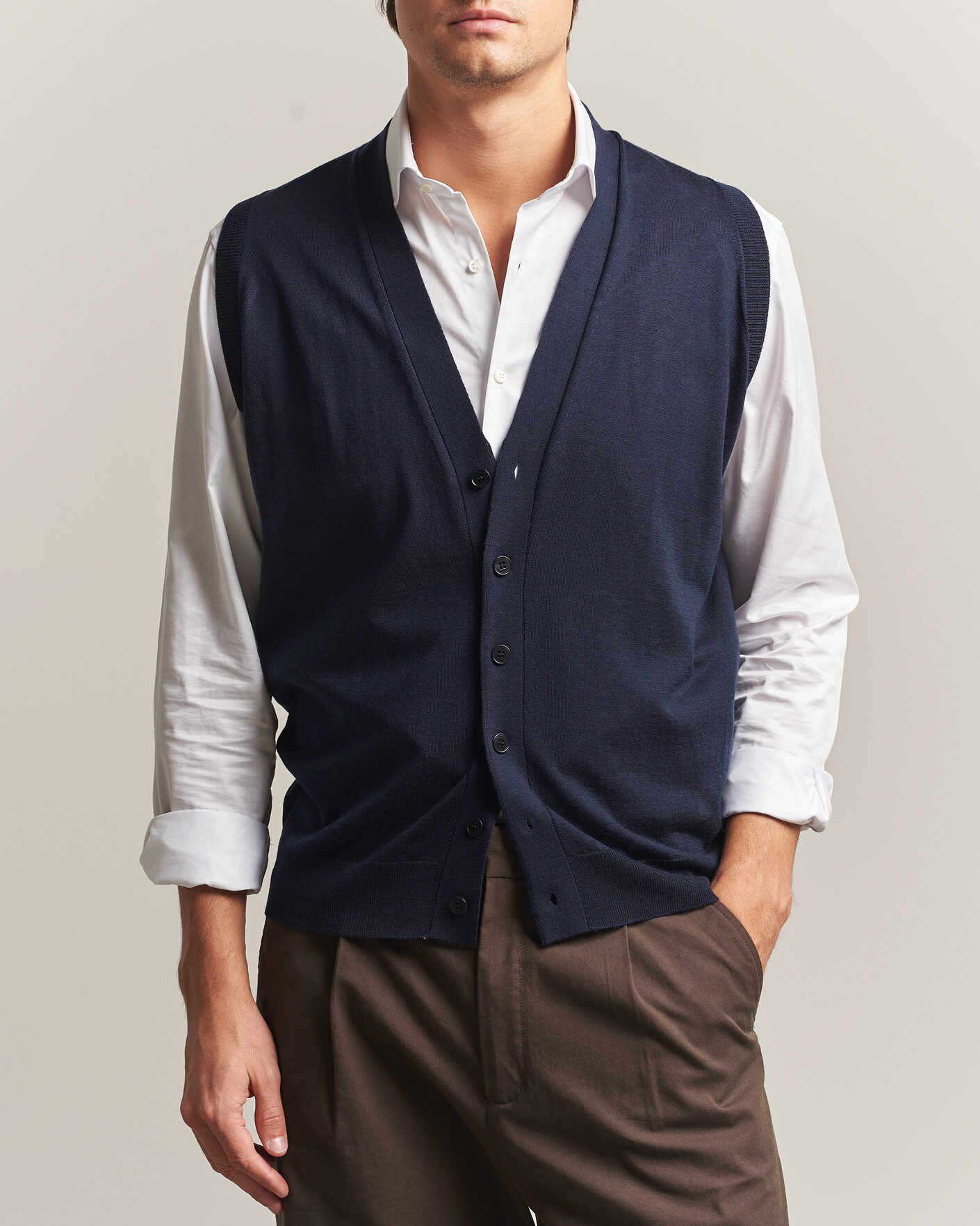 Uomini | Maglieria | John Smedley | Bolton Extra Fine Merino Waistcoat Midnight