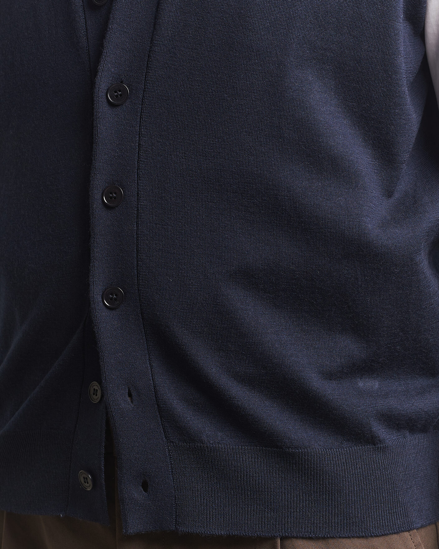Uomini | Maglieria | John Smedley | Bolton Extra Fine Merino Waistcoat Midnight