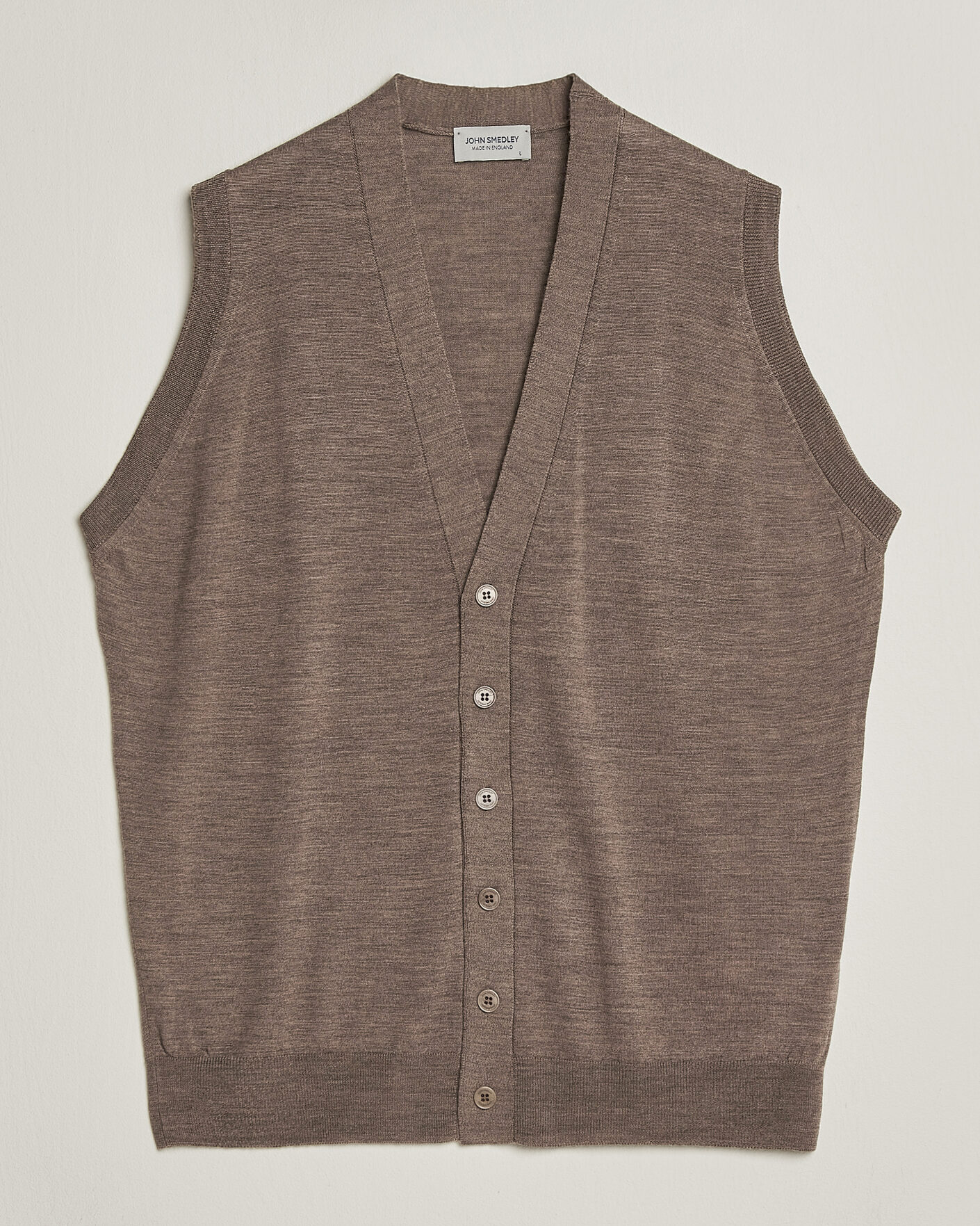 Uomini | Maglieria | John Smedley | Bolton Extra Fine Merino Waistcoat Mushroom Brown