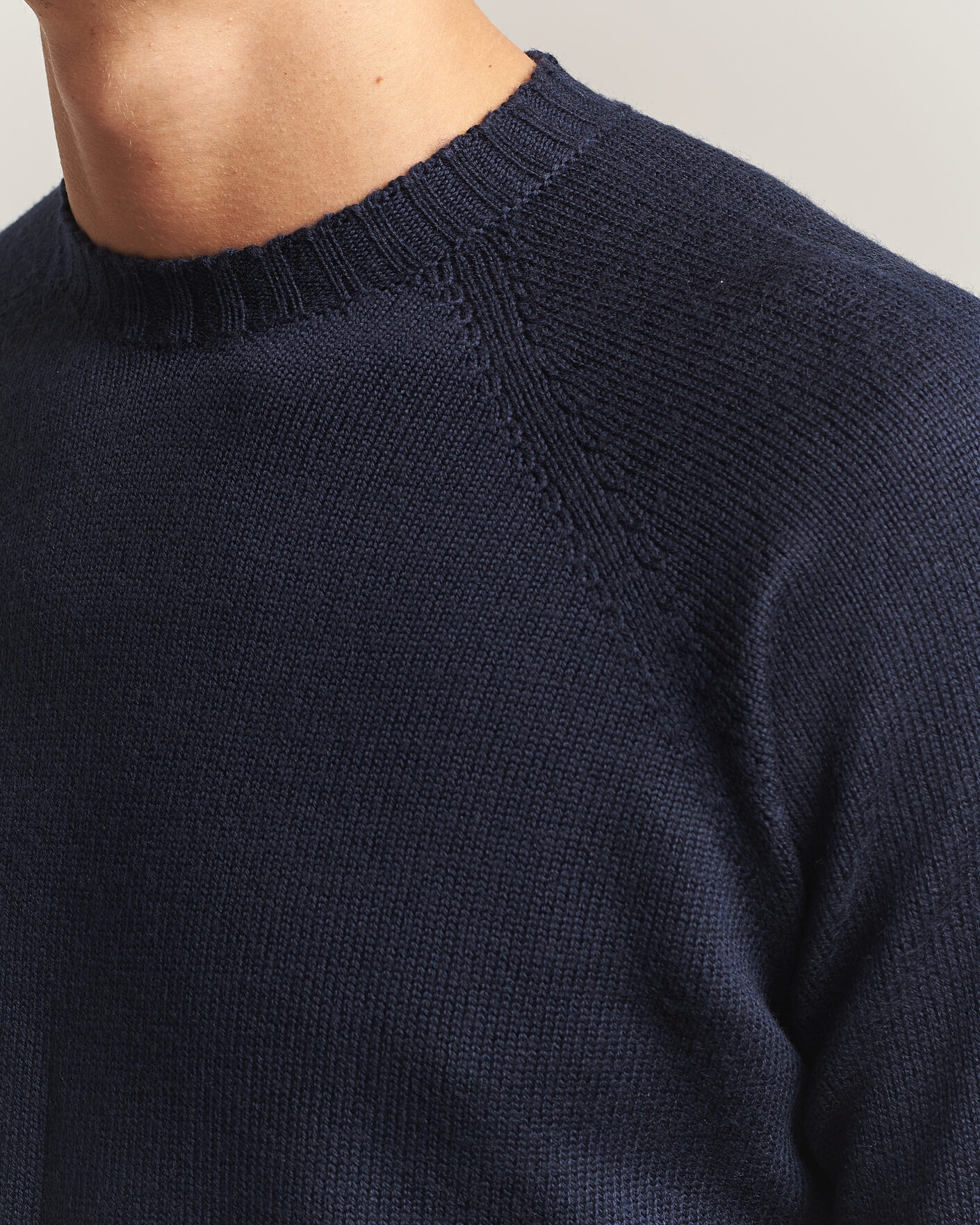 Uomini | Maglieria | John Smedley | Denver Extra Fine Merino Crew Neck Midnight