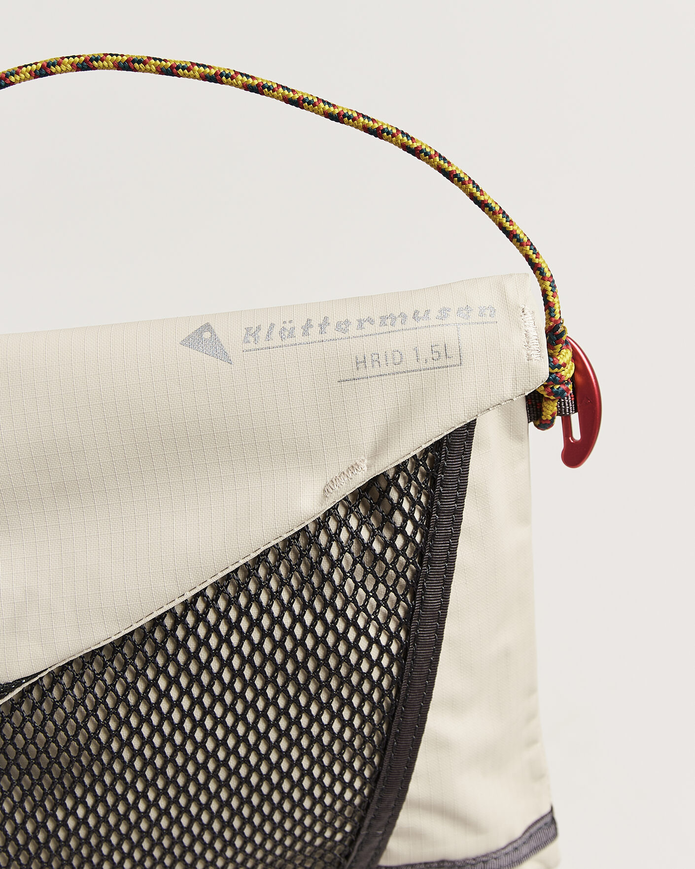 Uomini | Borse | Klättermusen | Hrid WP 1,5L Accessory Bag Silver Creme