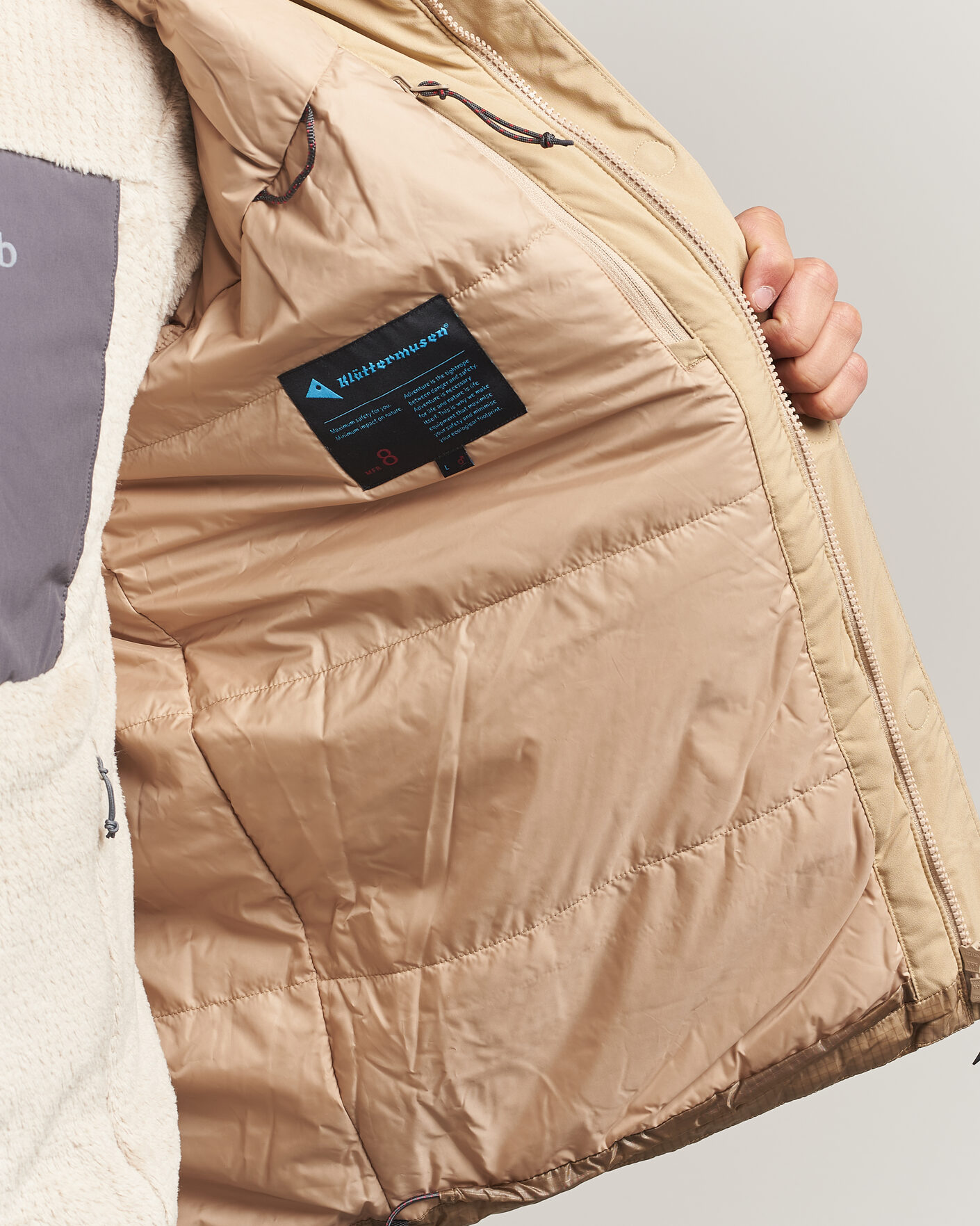Uomini | Giacche | Klättermusen | Rå Hood Jacket Warm Sand