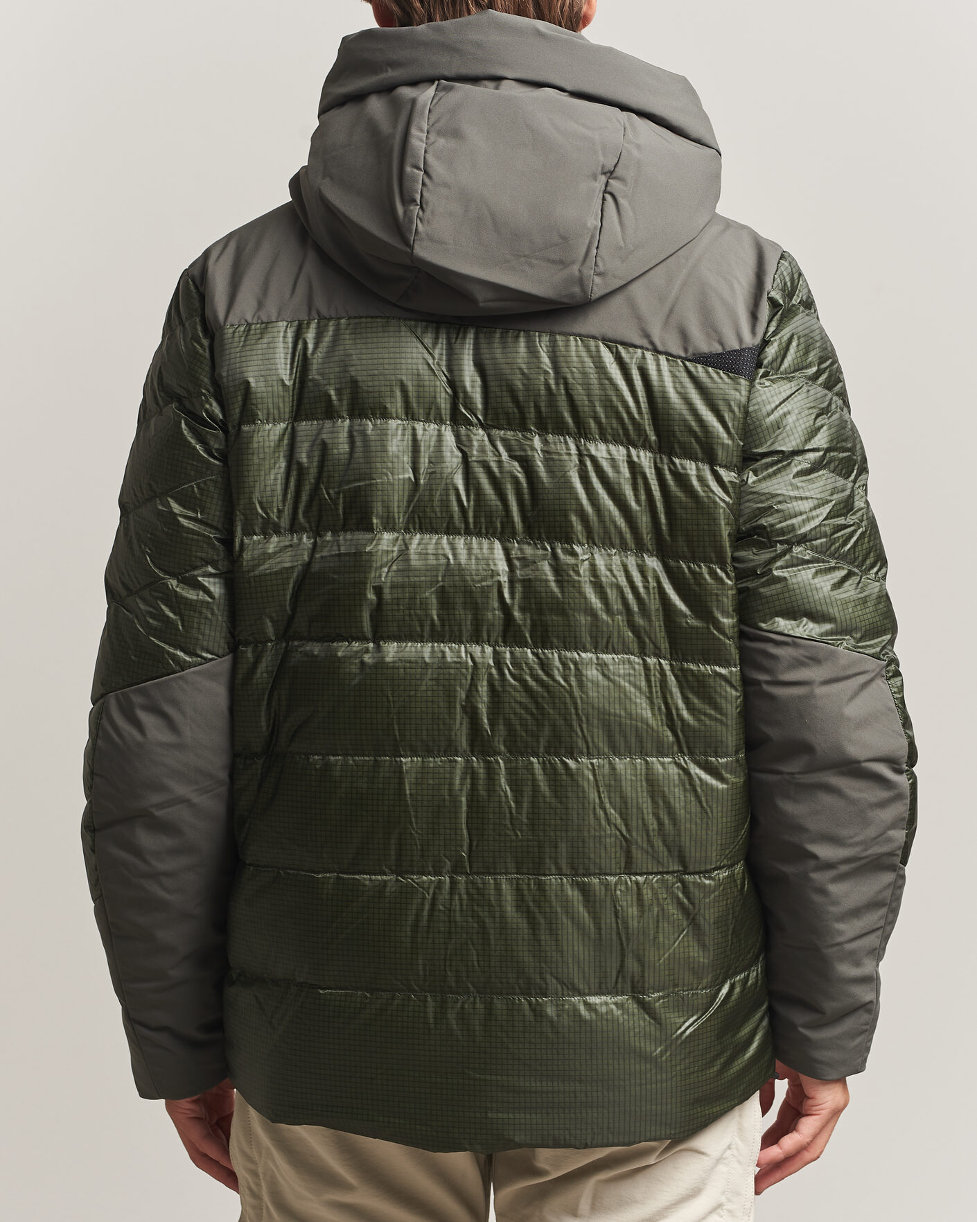Uomini | Giacche | Klättermusen | Rå Hood Jacket Dusky Green