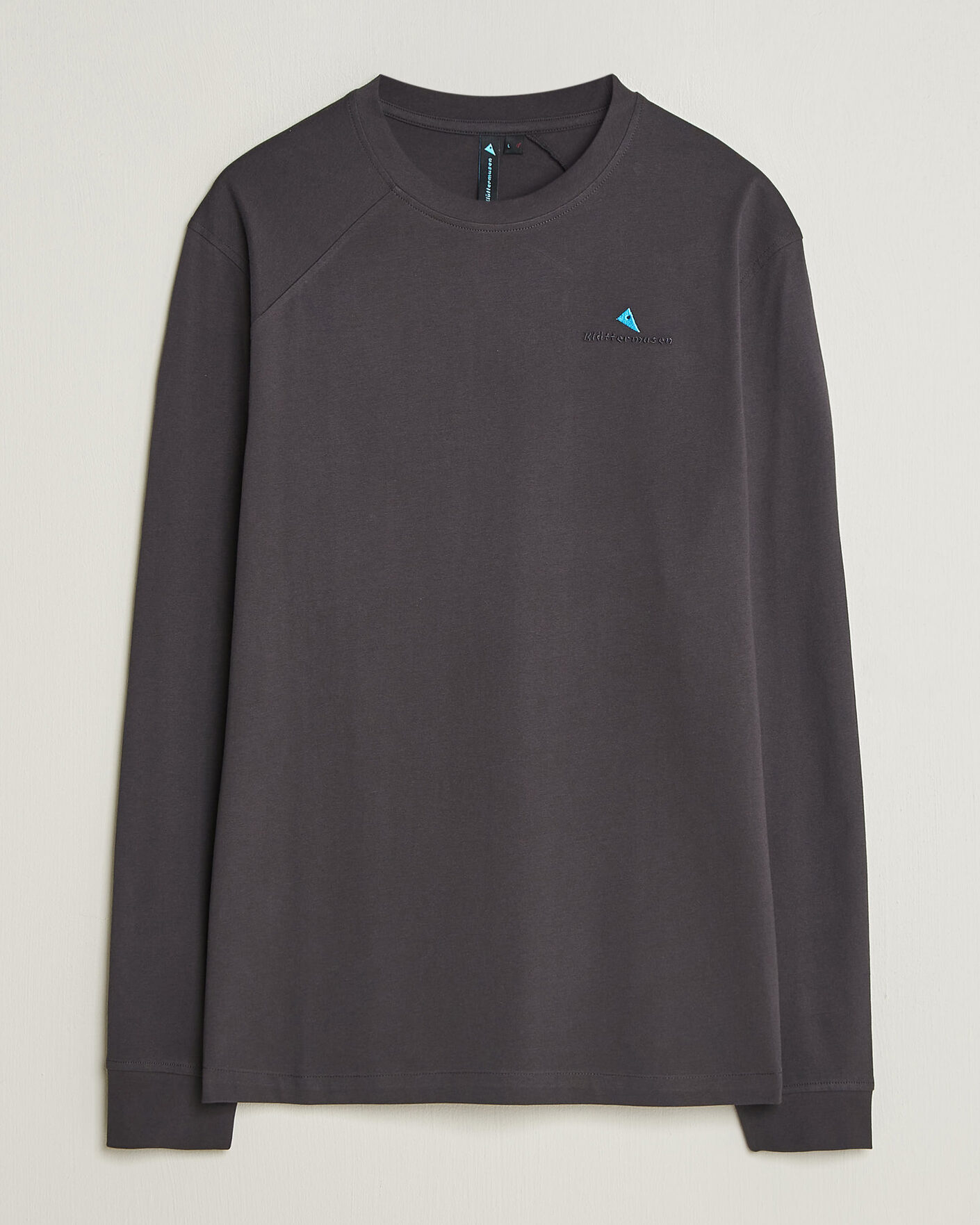 Uomini | T-shirt | Klättermusen | Root Long Sleeve Logo T-Shirt Raven
