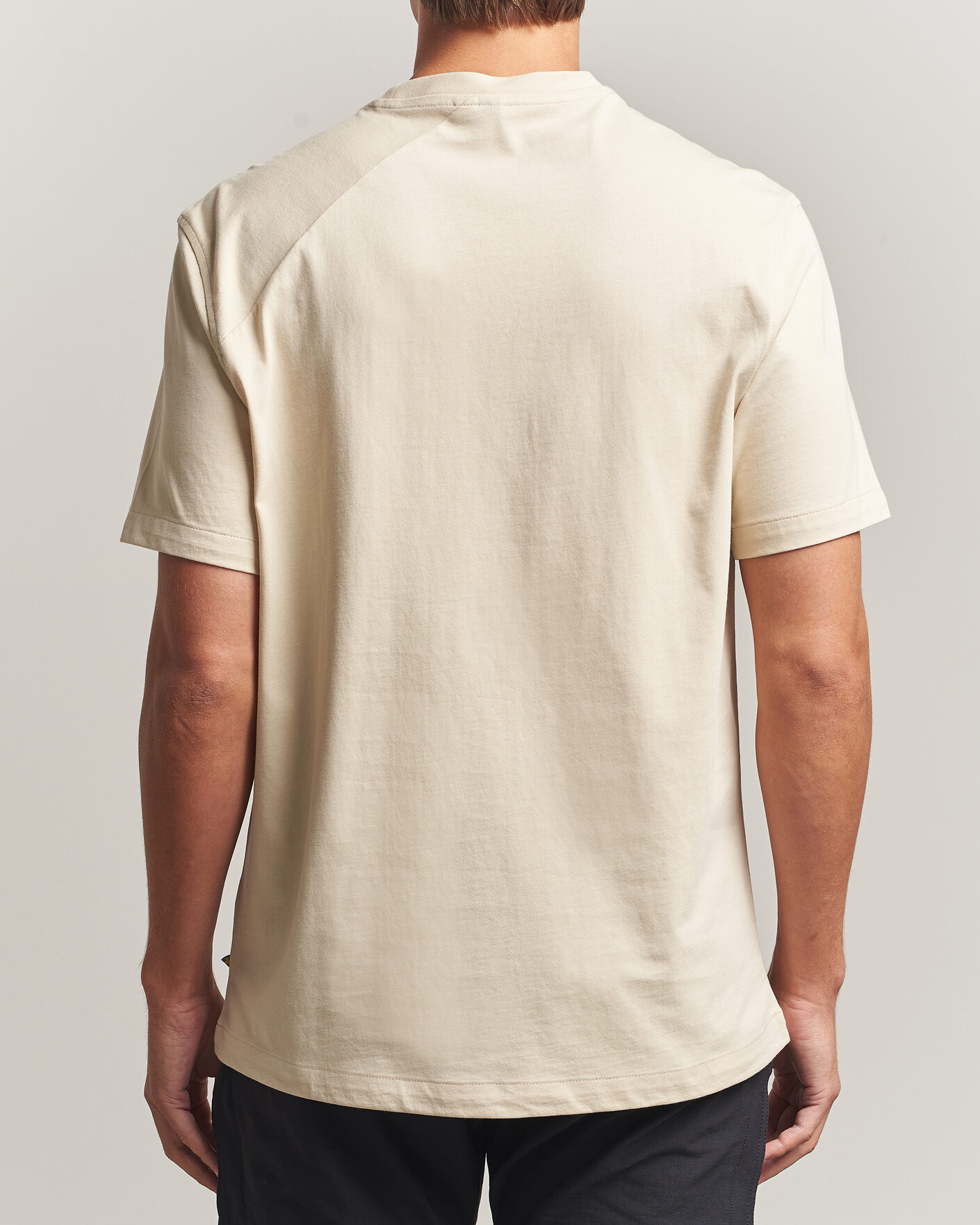 Uomini | T-shirt | Klättermusen | Root Logo T-Shirt Clay