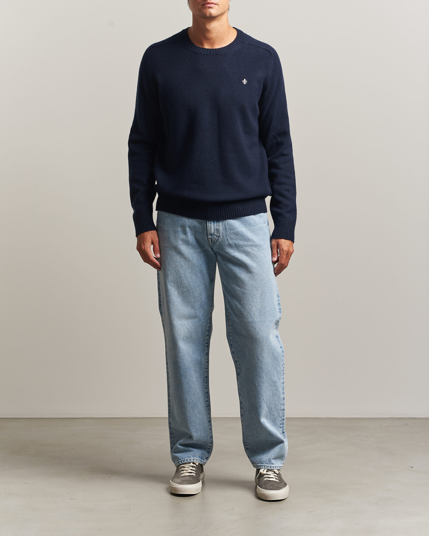 Uomini | Maglieria | Morris | Hertford Lambswool Crew Neck Navy