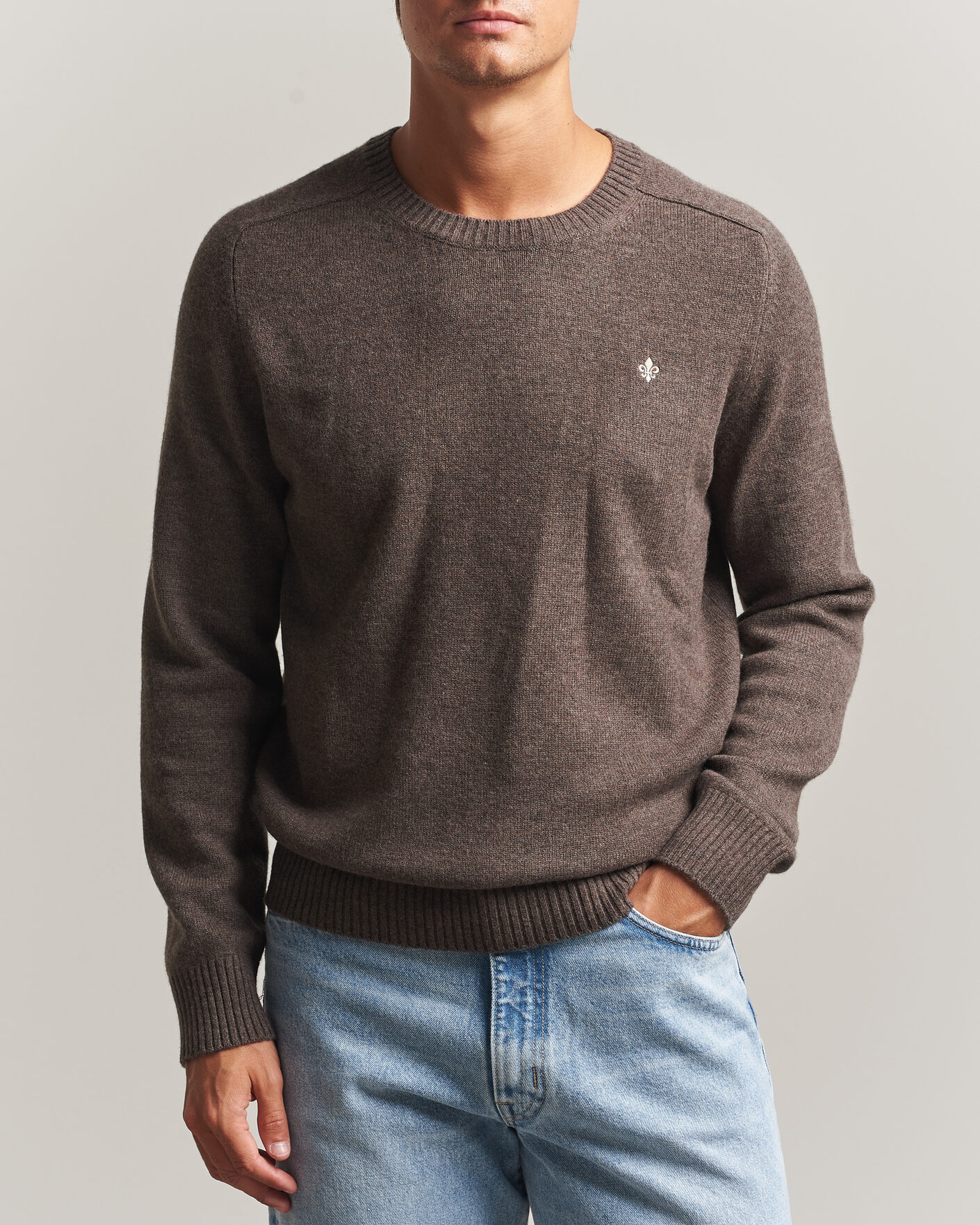 Uomini | Maglieria | Morris | Hertford Lambswool Crew Neck Brown