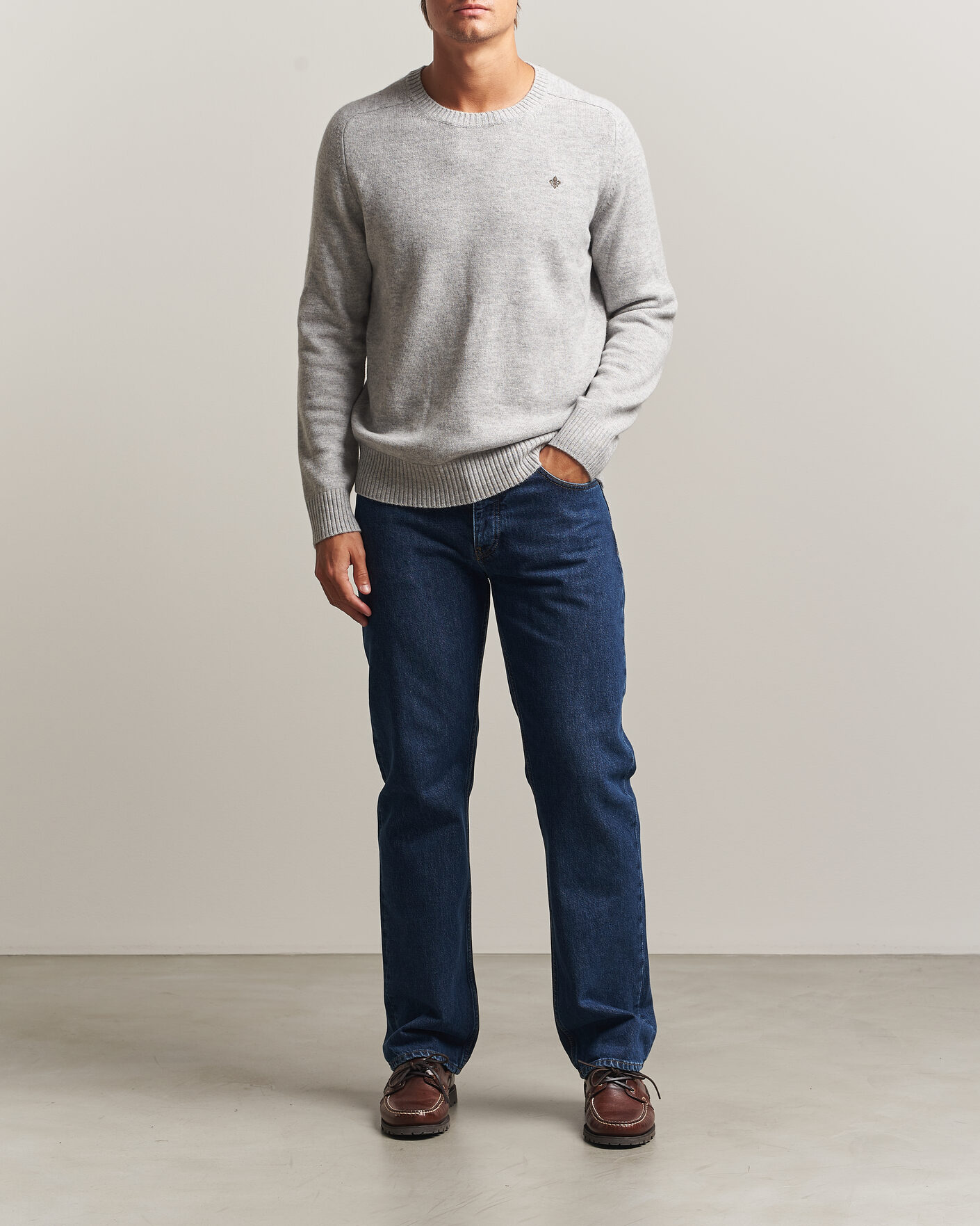Uomini | Maglieria | Morris | Hertford Lambswool Crew Neck Grey