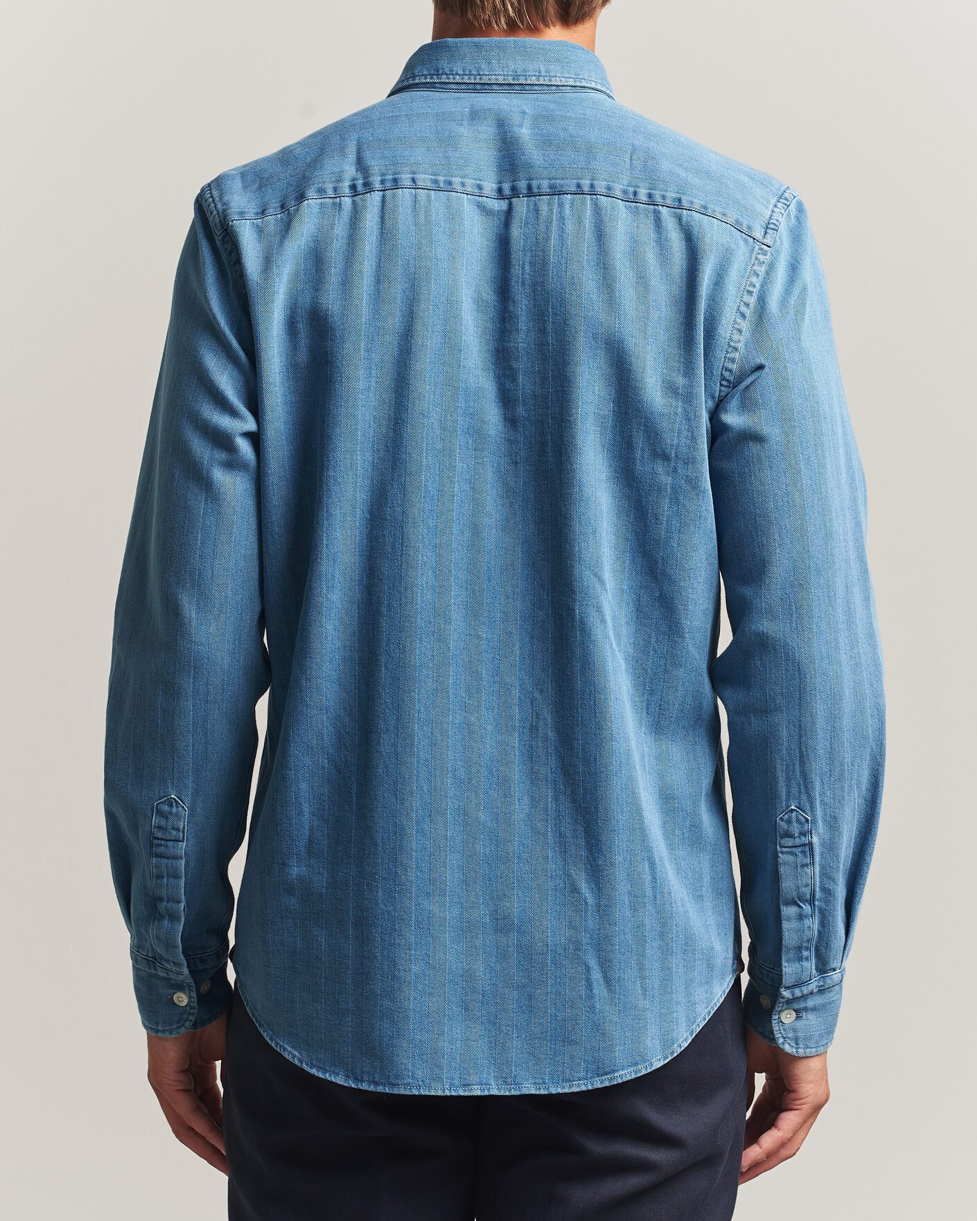 Uomini | Camicie | Morris | Indigo Herringbone Shirt Light Blue