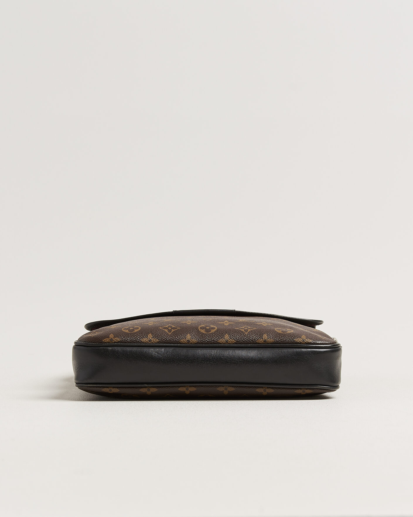 Uomini | Pre-Owned & Vintage Bags | Louis Vuitton Pre-Owned | Messenger Bag Monogram Macassar