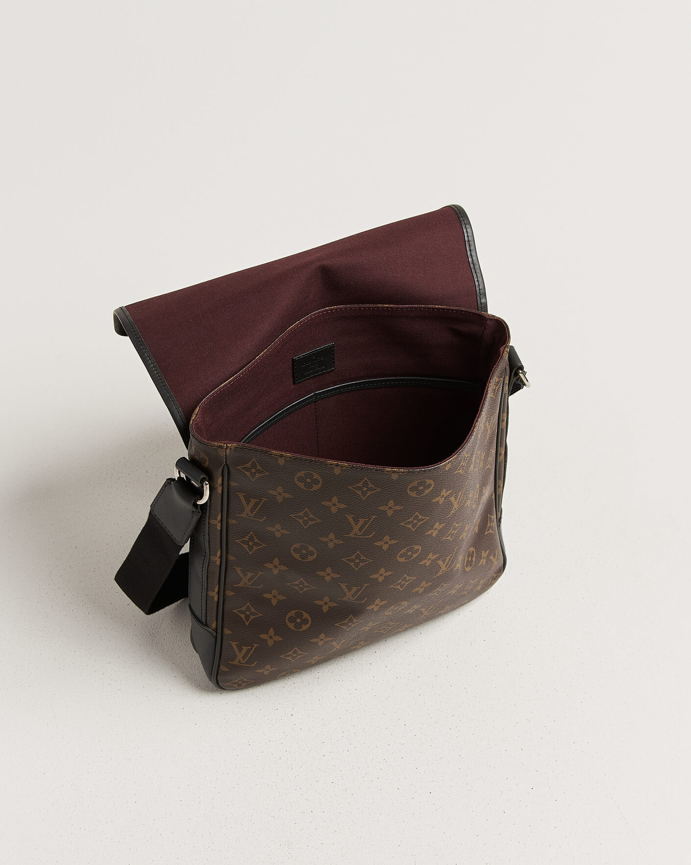 Uomini | Pre-Owned & Vintage Bags | Louis Vuitton Pre-Owned | Messenger Bag Monogram Macassar