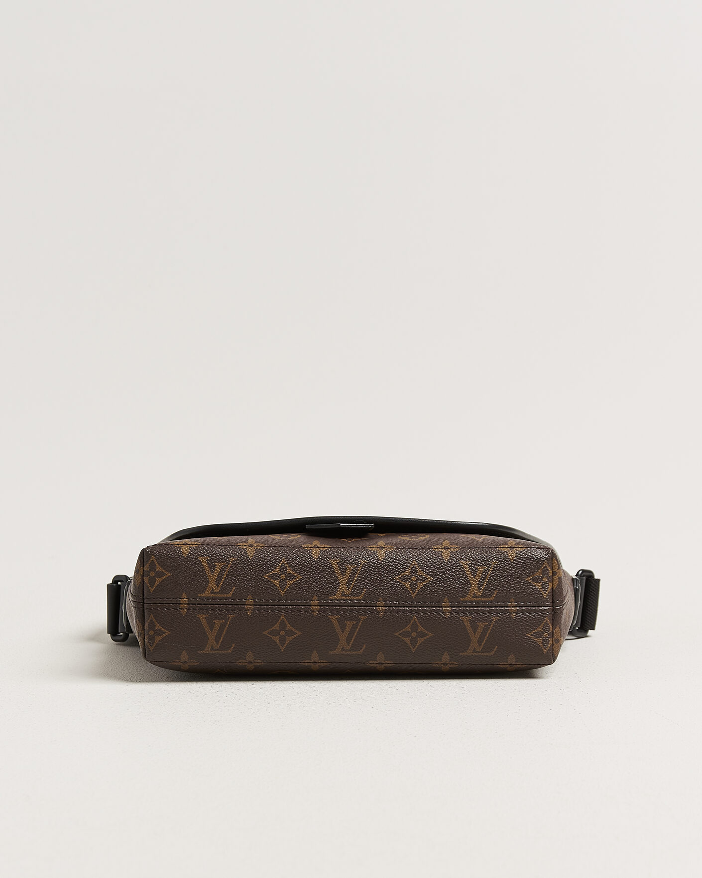 Uomini | Pre-Owned & Vintage Bags | Louis Vuitton Pre-Owned | Messenger Bag Monogram Macassar