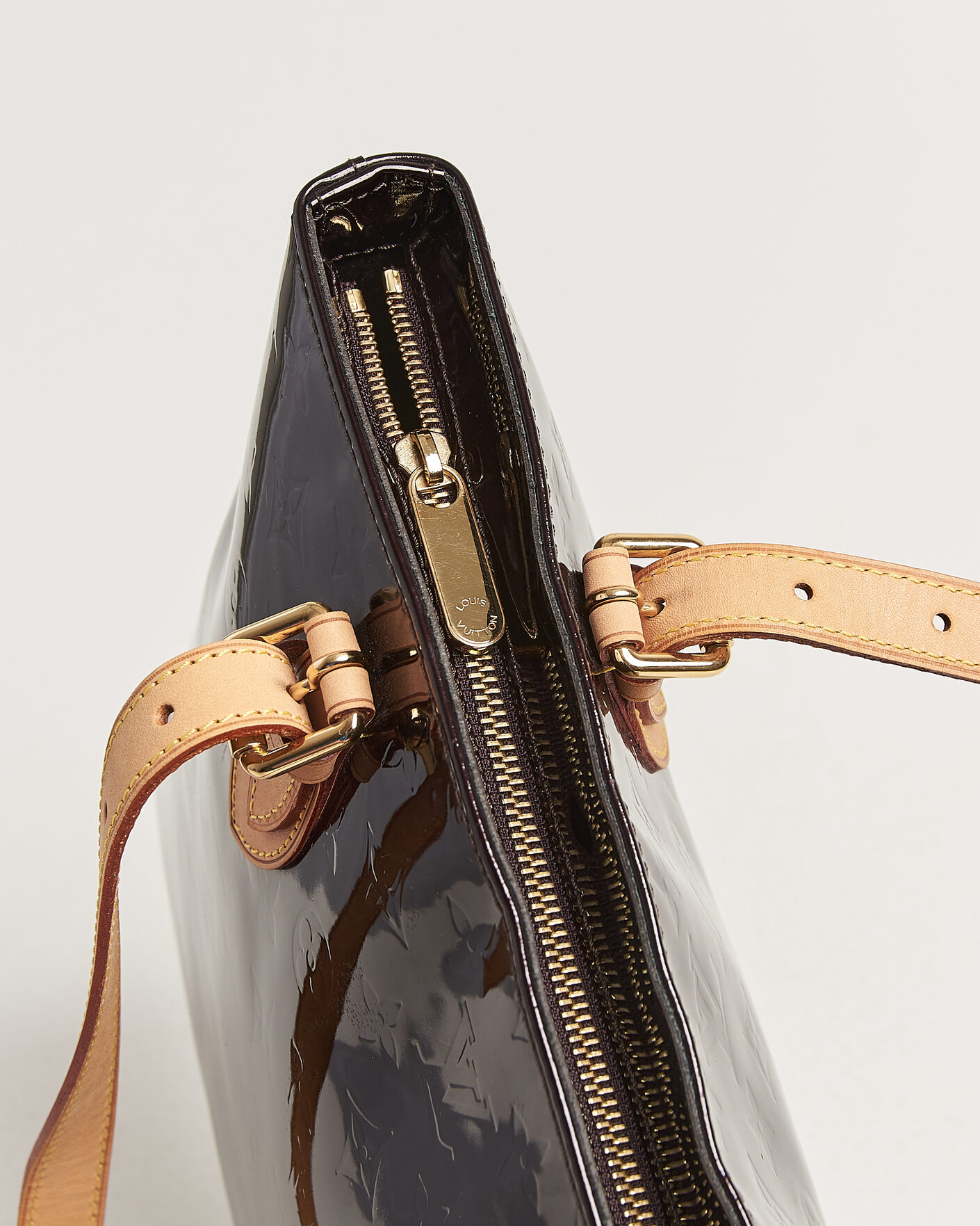 Uomini | Pre-Owned & Vintage Bags | Louis Vuitton Pre-Owned | Brentwood Tote Bag Vernis Leather Burgundy