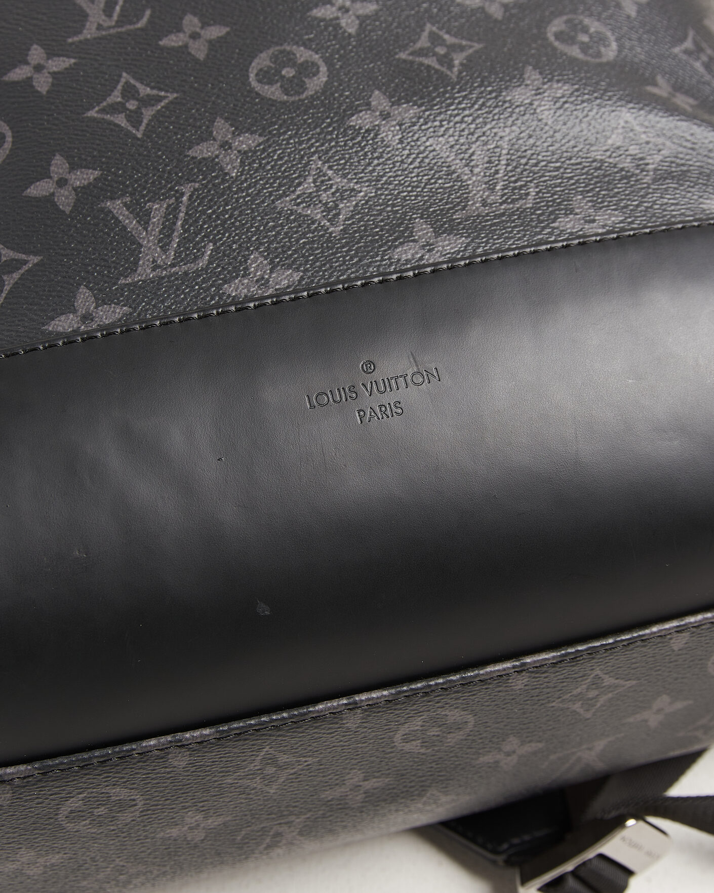 Uomini | Pre-Owned & Vintage Bags | Louis Vuitton Pre-Owned | Explorer Backpack Monogram Eclipse