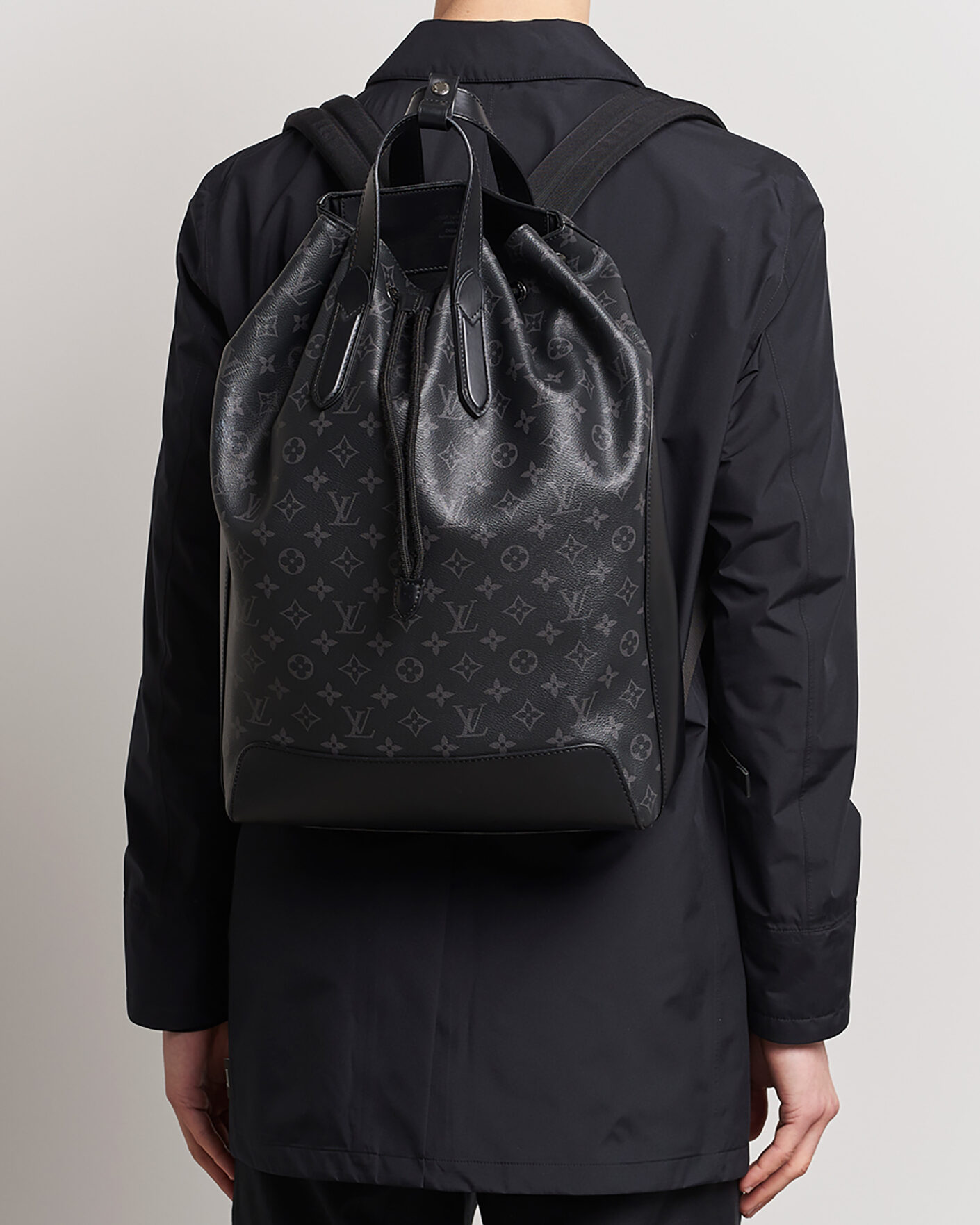 Uomini | Pre-Owned & Vintage Bags | Louis Vuitton Pre-Owned | Explorer Backpack Monogram Eclipse