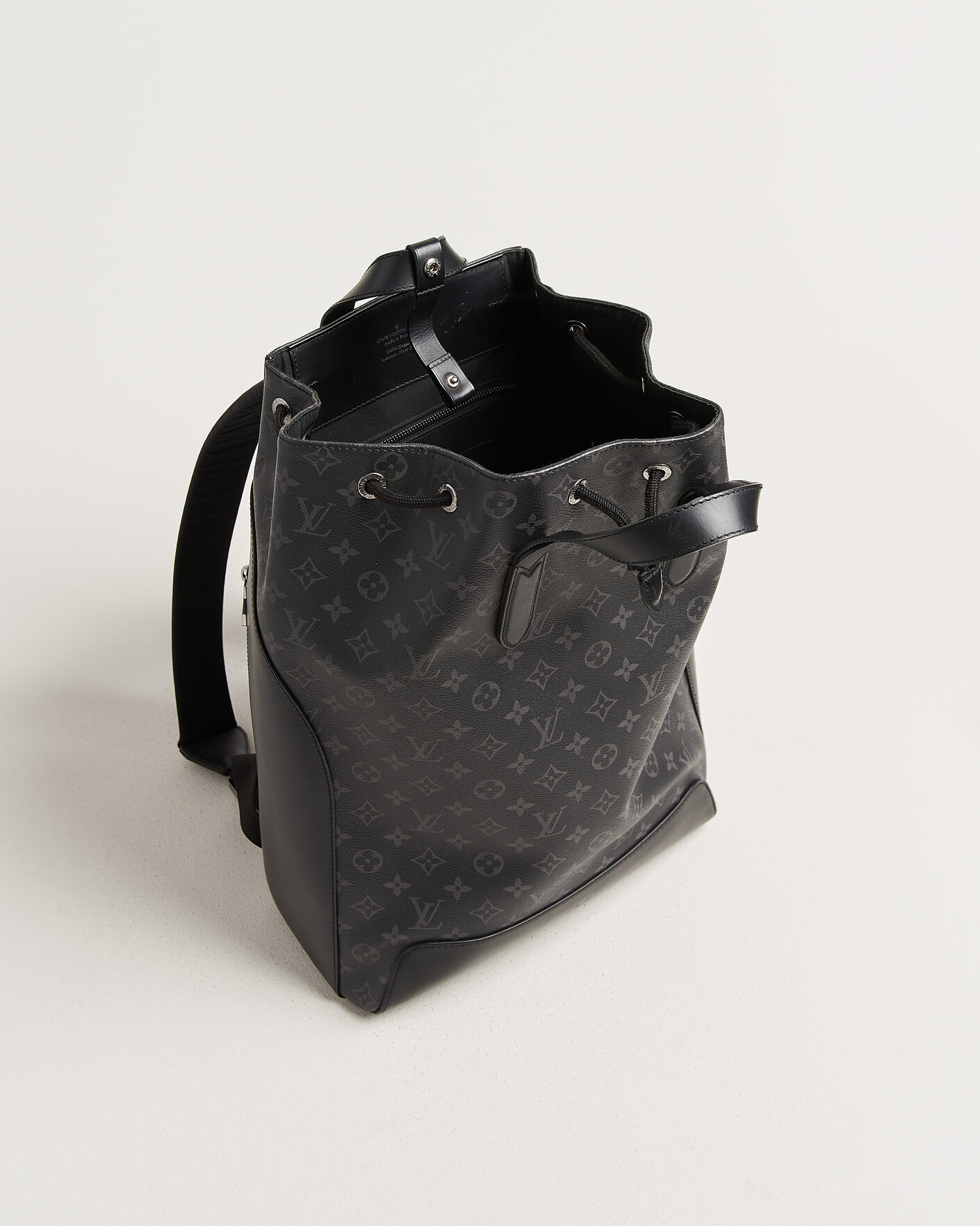 Uomini | Pre-Owned & Vintage Bags | Louis Vuitton Pre-Owned | Explorer Backpack Monogram Eclipse