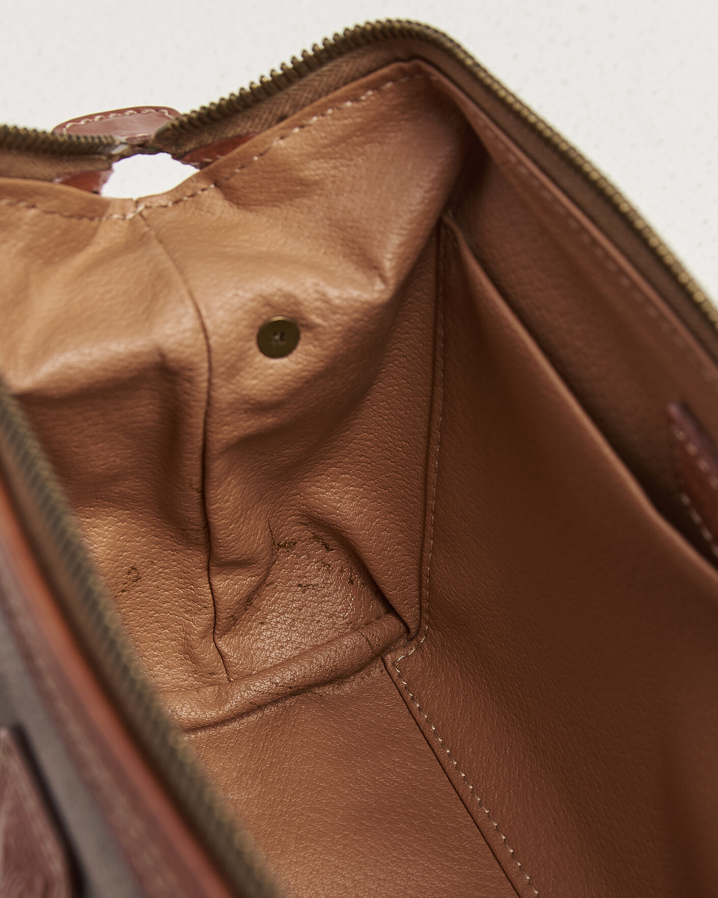 Uomini | Pre-Owned & Vintage Bags | Celine Pre-Owned | Macadame Pouch Bag Monogram