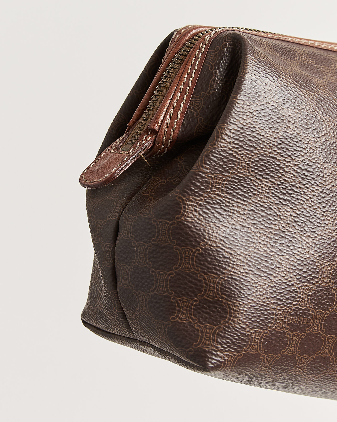 Uomini | Pre-Owned & Vintage Bags | Celine Pre-Owned | Macadame Pouch Bag Monogram