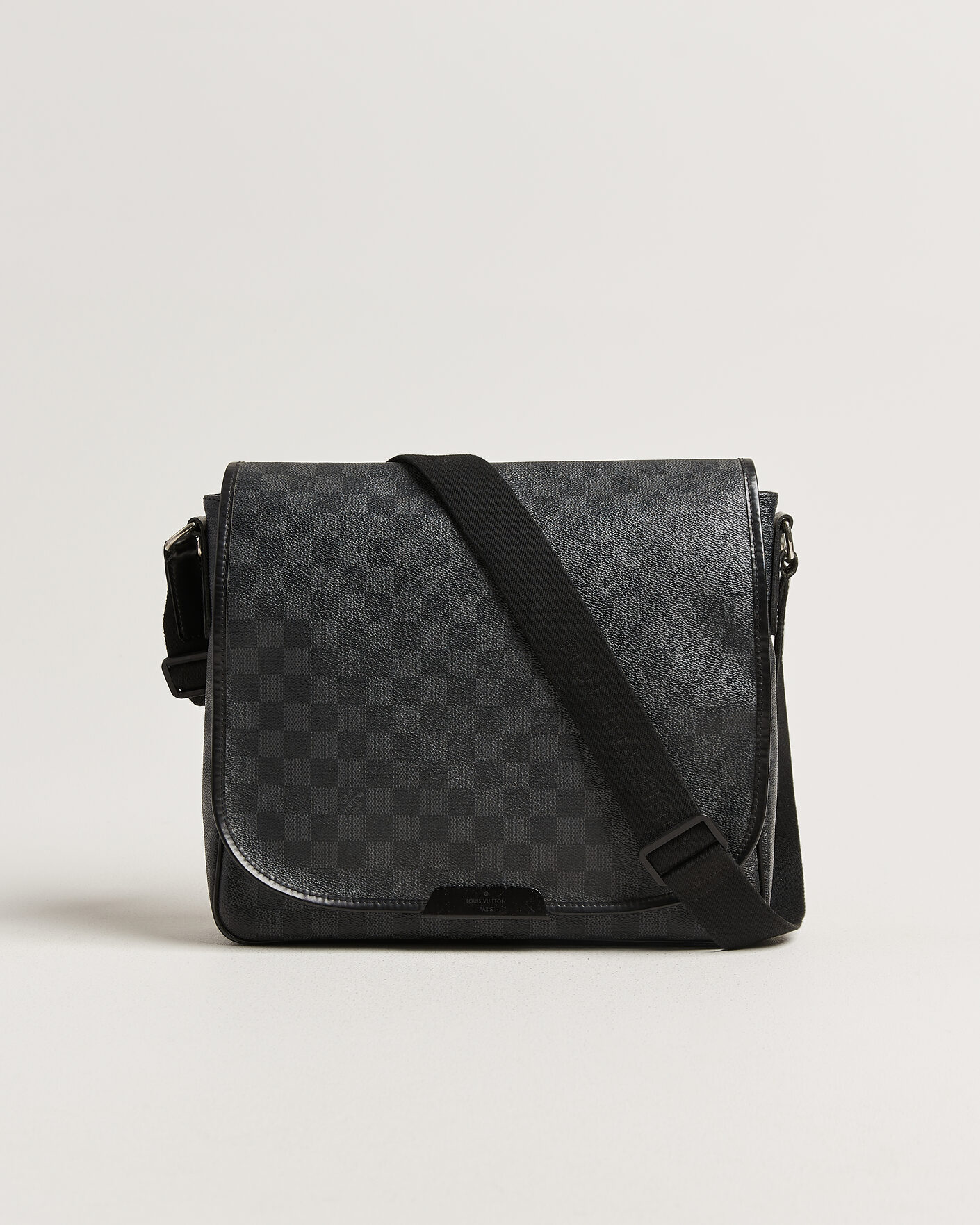 Uomini | Pre-Owned & Vintage Bags | Louis Vuitton Pre-Owned | Daniel MM Shoulder Bag Damier Graphite