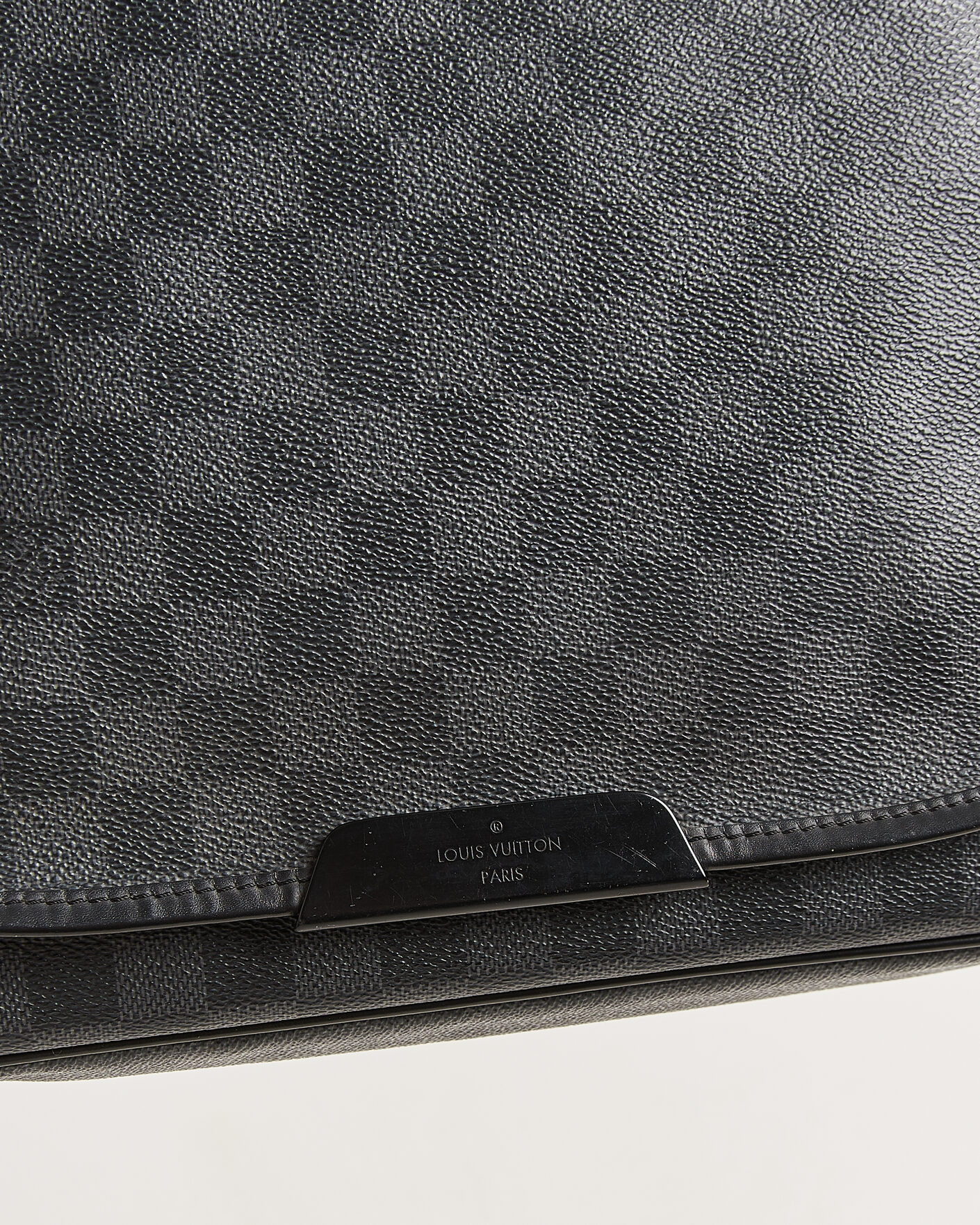 Uomini | Pre-Owned & Vintage Bags | Louis Vuitton Pre-Owned | Daniel MM Shoulder Bag Damier Graphite