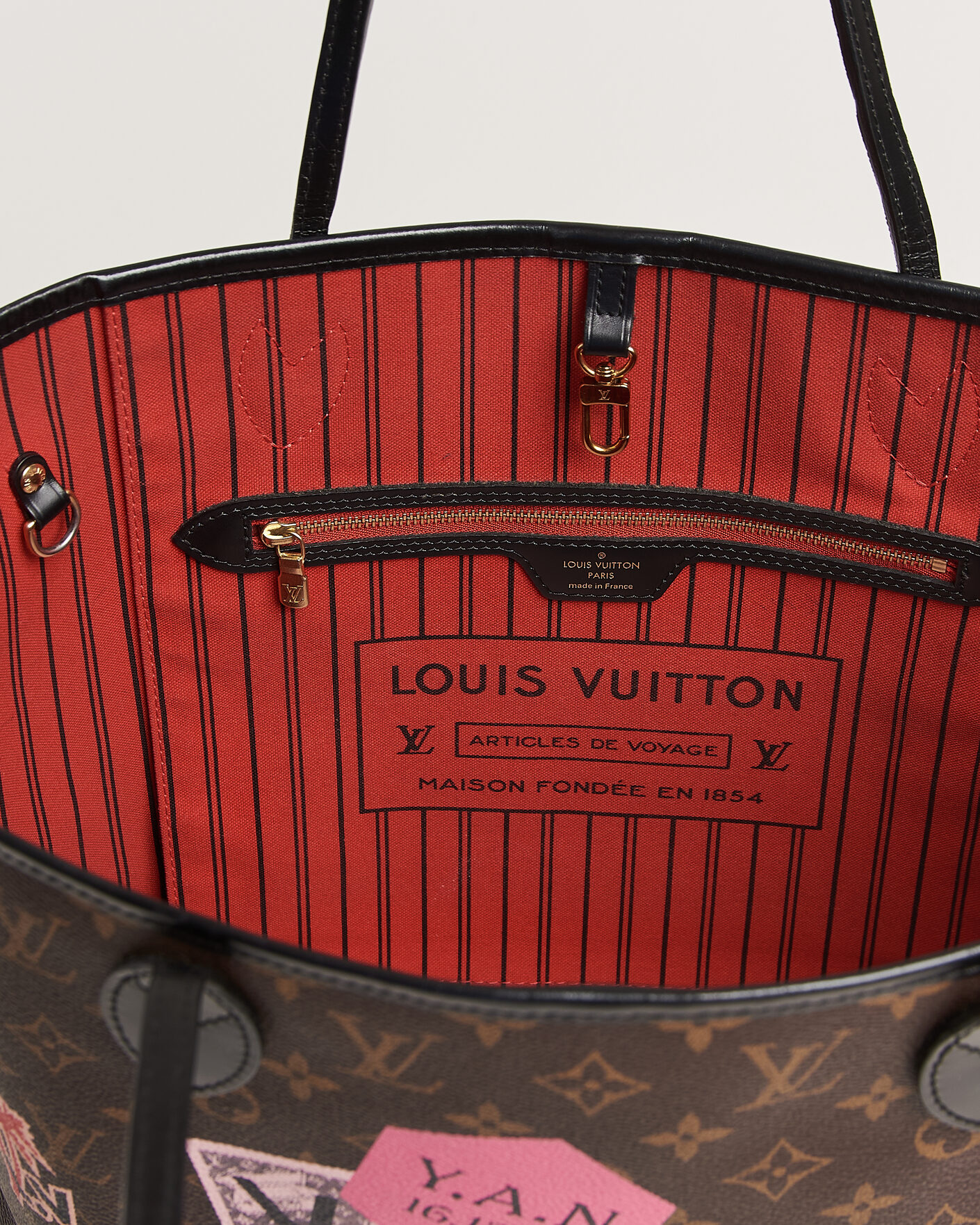 Uomini | Pre-Owned & Vintage Bags | Louis Vuitton Pre-Owned | Neverfull MM World Tour Japan Monogram