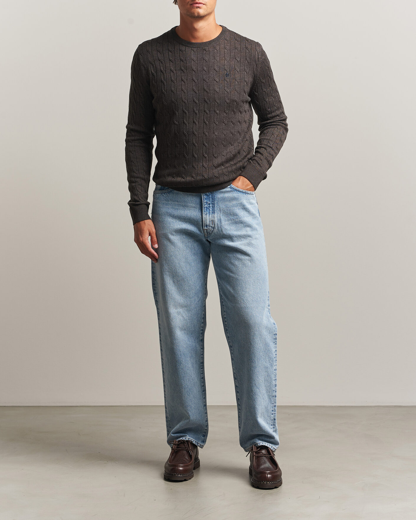 Uomini | Maglieria | Morris | Merino Cable O-Neck Brown