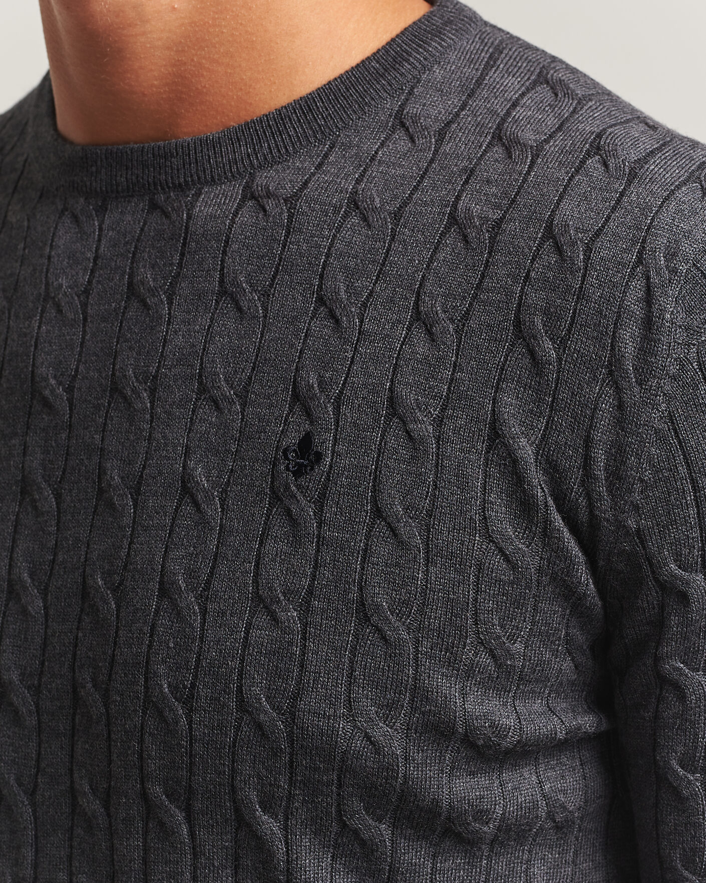 Uomini | Maglieria | Morris | Merino Cable O-Neck Grey