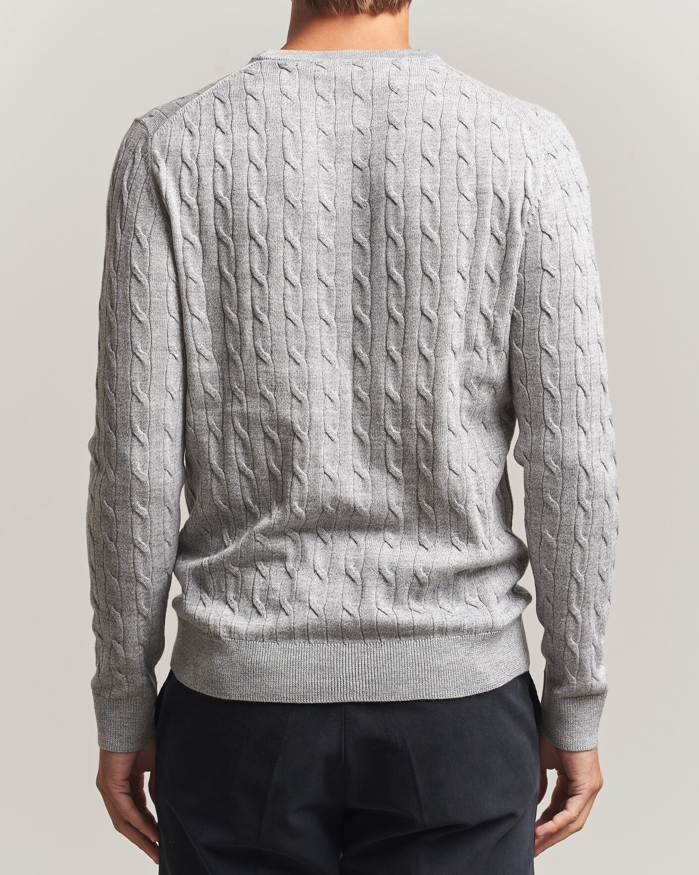 Uomini | Maglieria | Morris | Merino Cable O-Neck Mid Grey