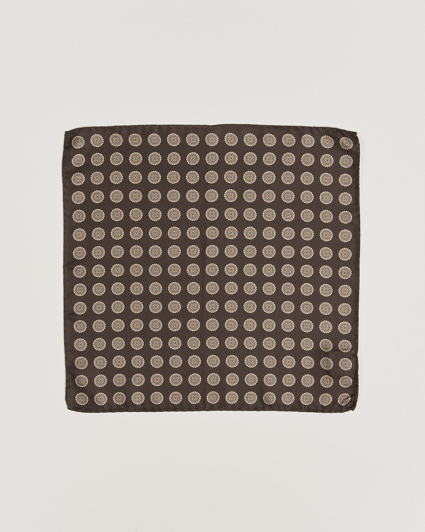 Uomini | Fazzoletti da taschino | Amanda Christensen | Silk Twill Medallion Pocket Square Brown