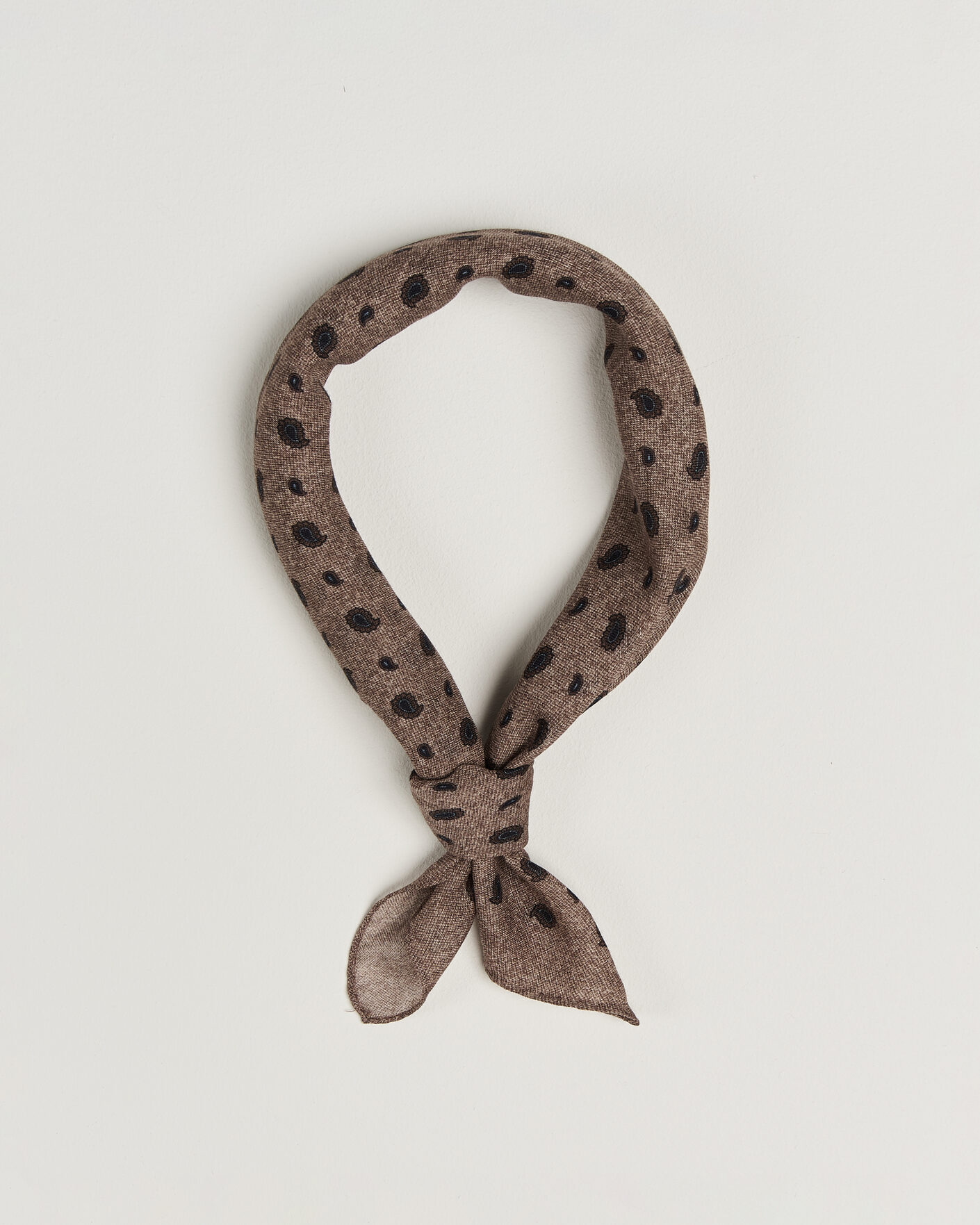 Uomini | Sciarpe | Amanda Christensen | Wool Printed Paisley Bandana Beige