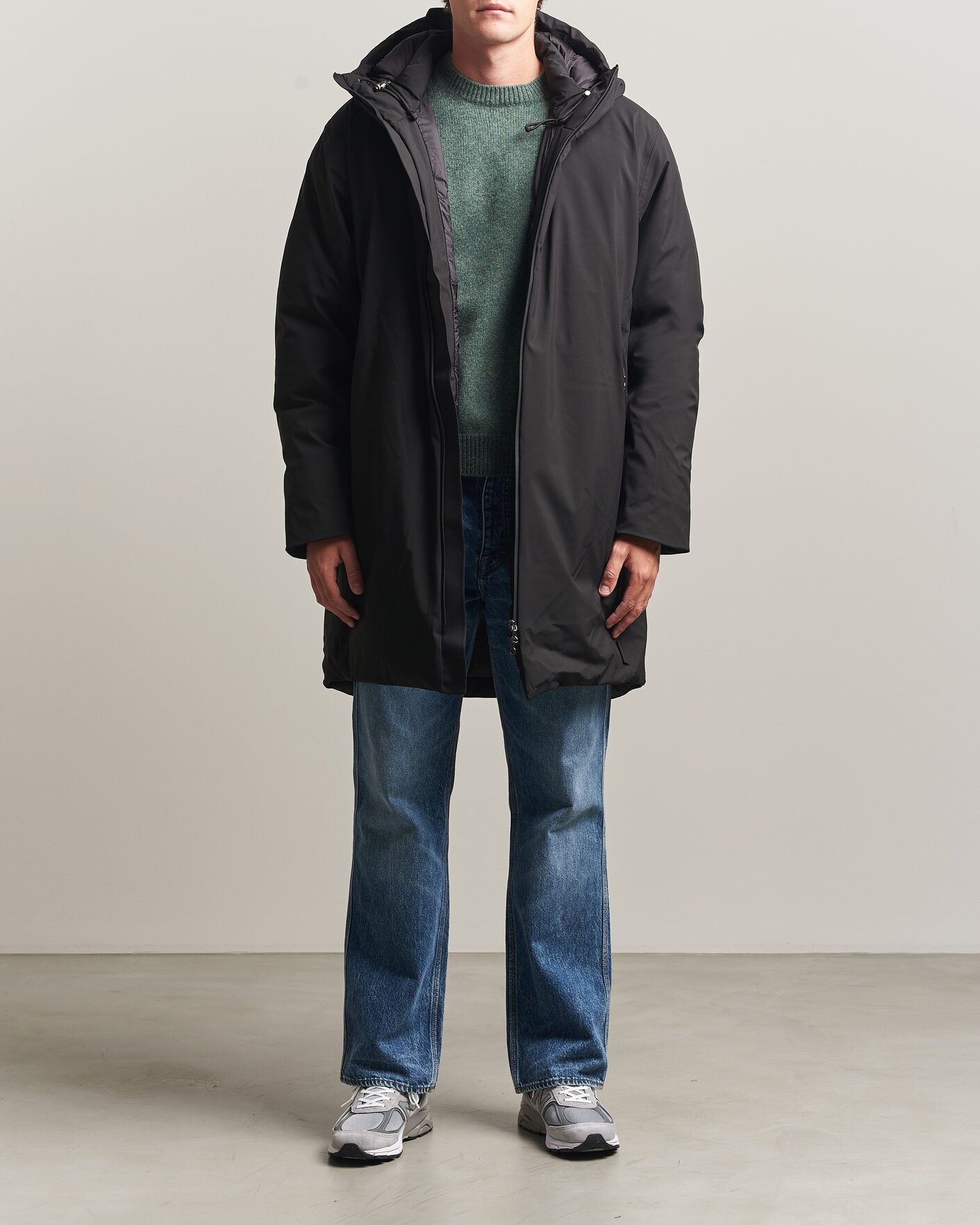 Uomini | Giacche | RAINS | Sarna Long Puffer Jacket Black