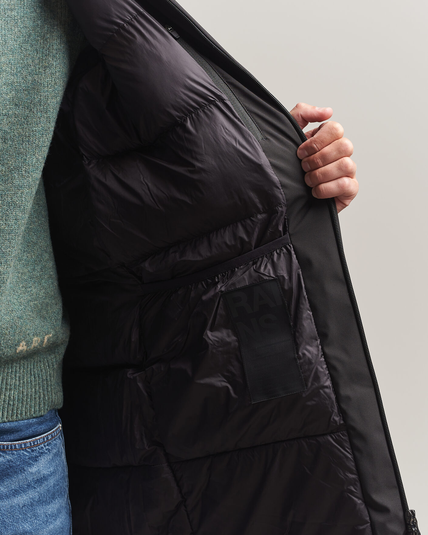 Uomini | Giacche | RAINS | Sarna Long Puffer Jacket Black