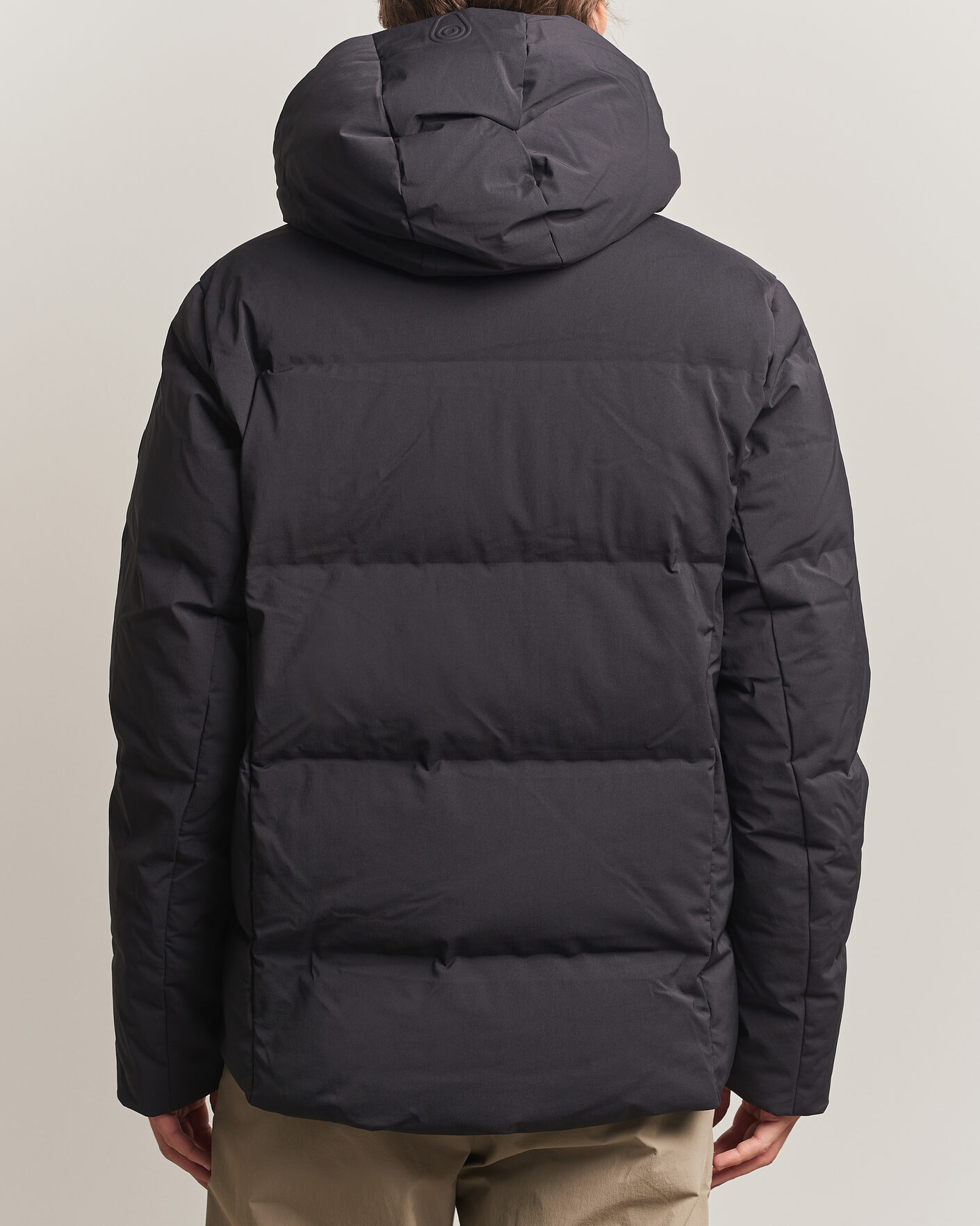 Uomini | Giacche | Sail Racing | Arc Down Hooded Jacket Carbon