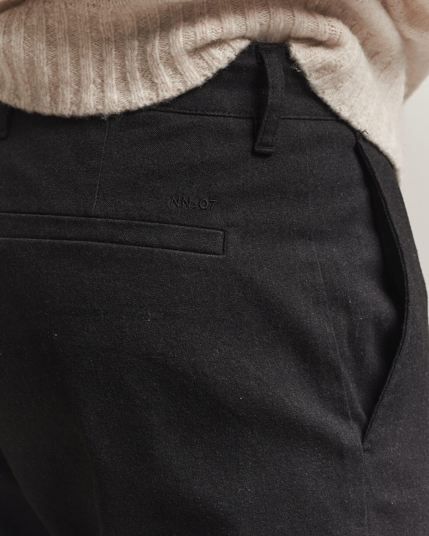 Uomini | Pantaloni | NN07 | Aden Brushed Cotton Trousers Black Multi
