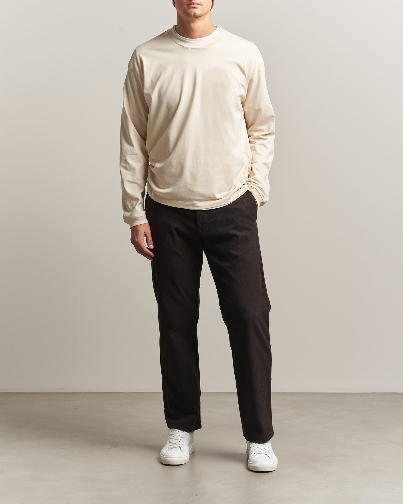 Uomini | Pantaloni | NN07 | Aden Brushed Cotton Trousers Deep Truffle