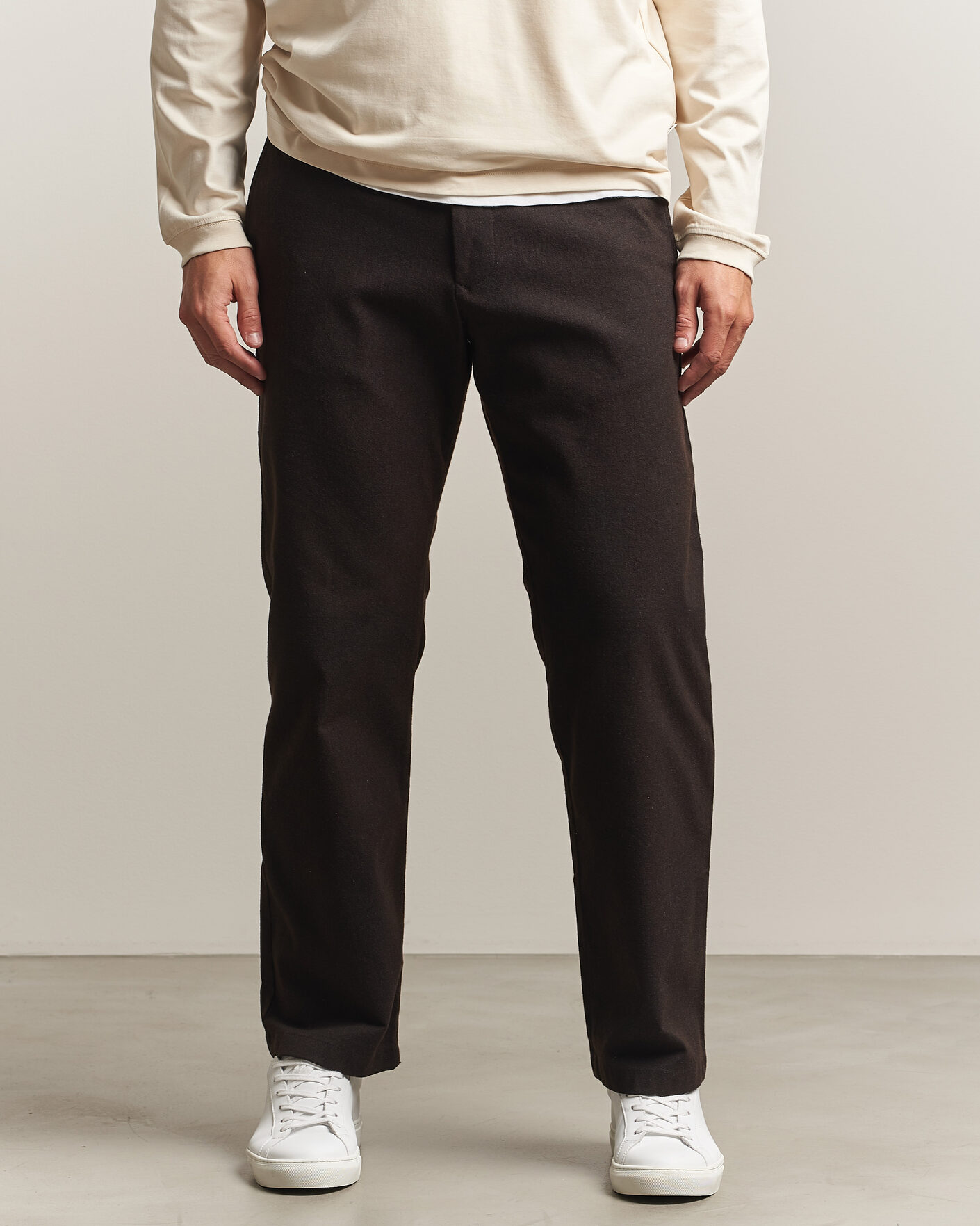 Uomini | Pantaloni | NN07 | Aden Brushed Cotton Trousers Deep Truffle