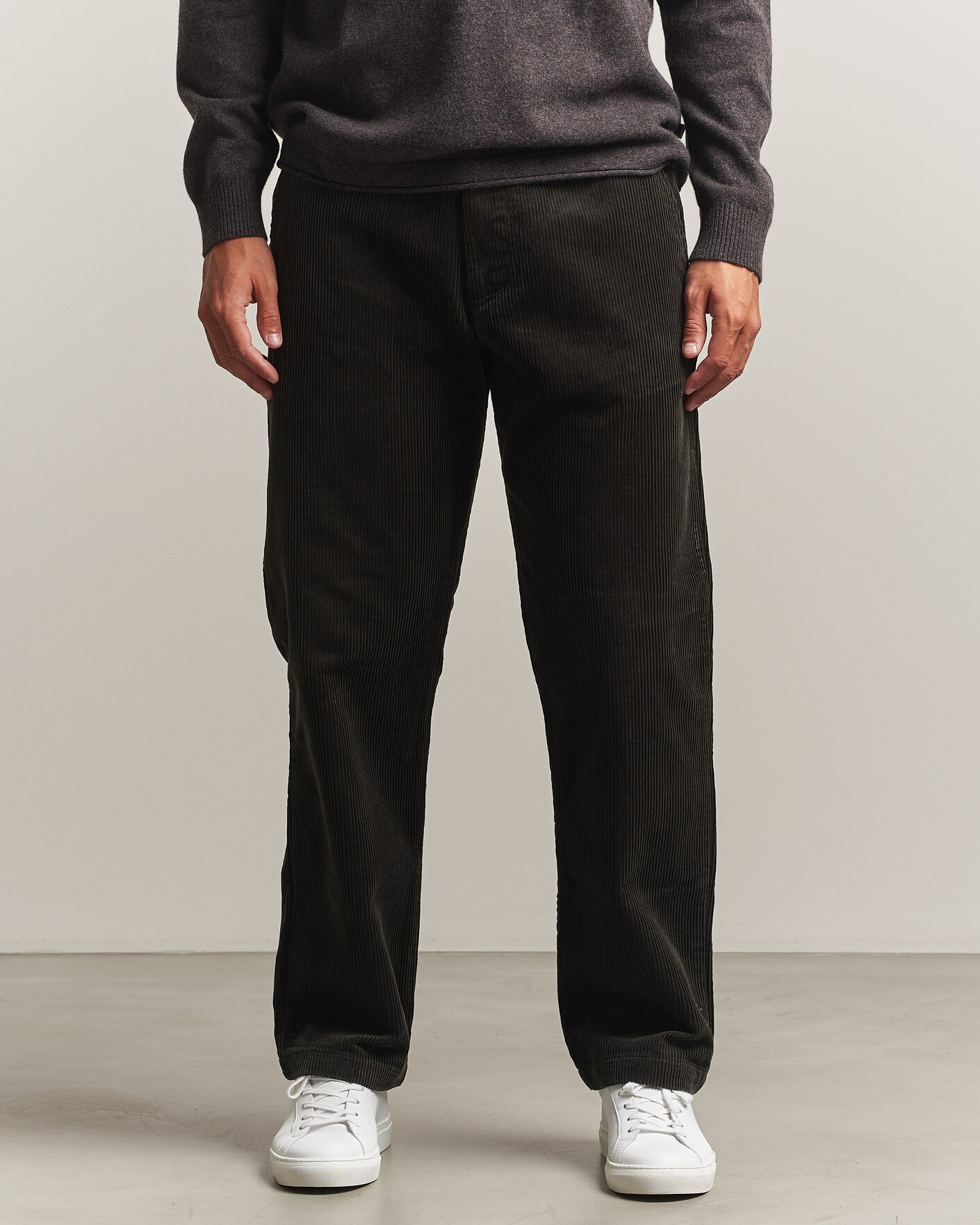 Uomini | Pantaloni | NN07 | Aden Regular Fit Corduroy Chinos Dark Army