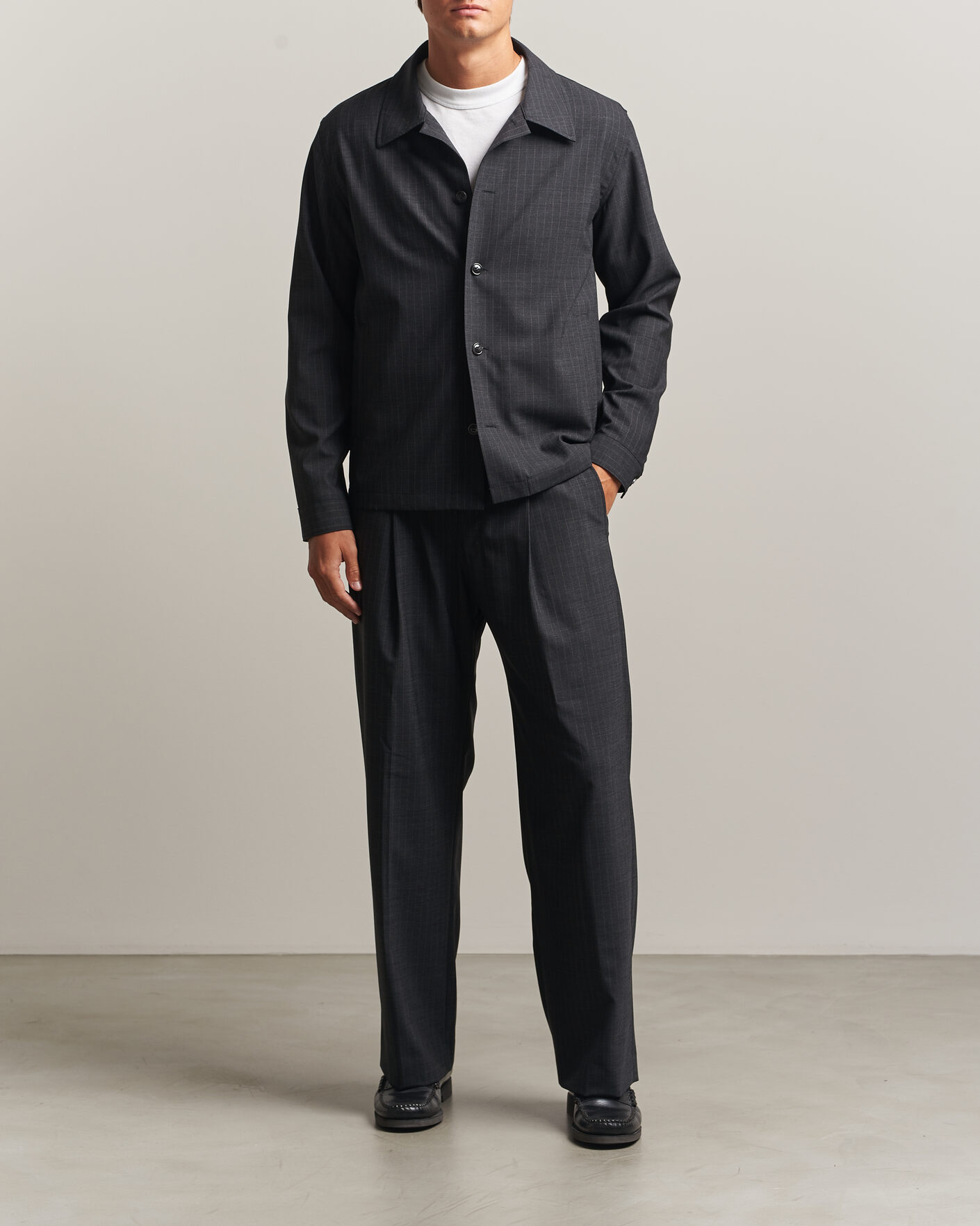 Uomini | Pantaloni | NN07 | Kay Wool Pinstriped Trousers Dark Grey