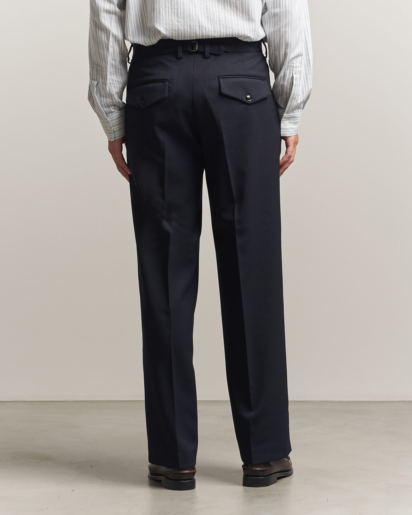 Uomini | Pantaloni | NN07 | Justin Wool Pleated Suit Trousers Deep Navy