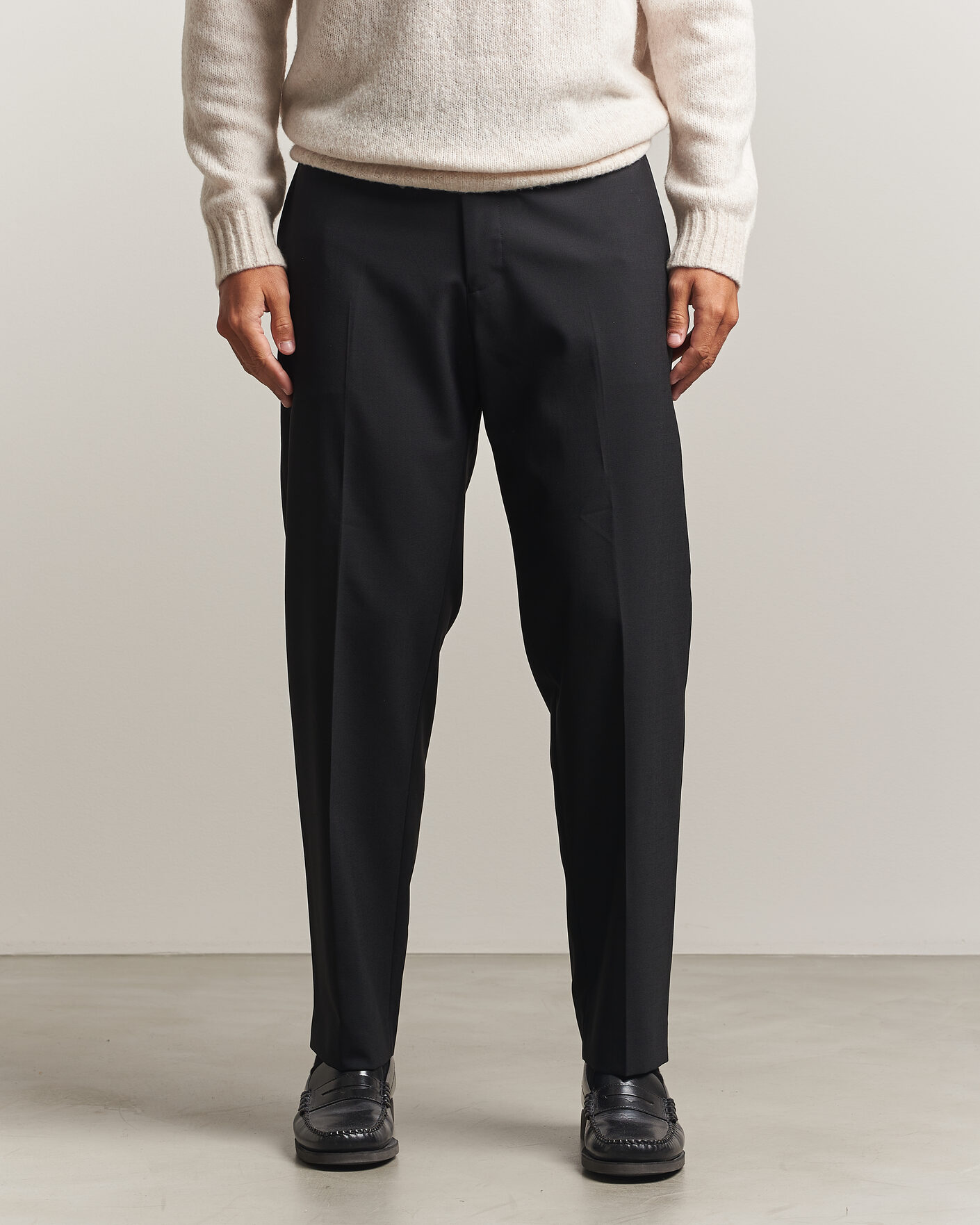 Uomini | Pantaloni | NN07 | Brendan Wool Drawstring Trousers Black