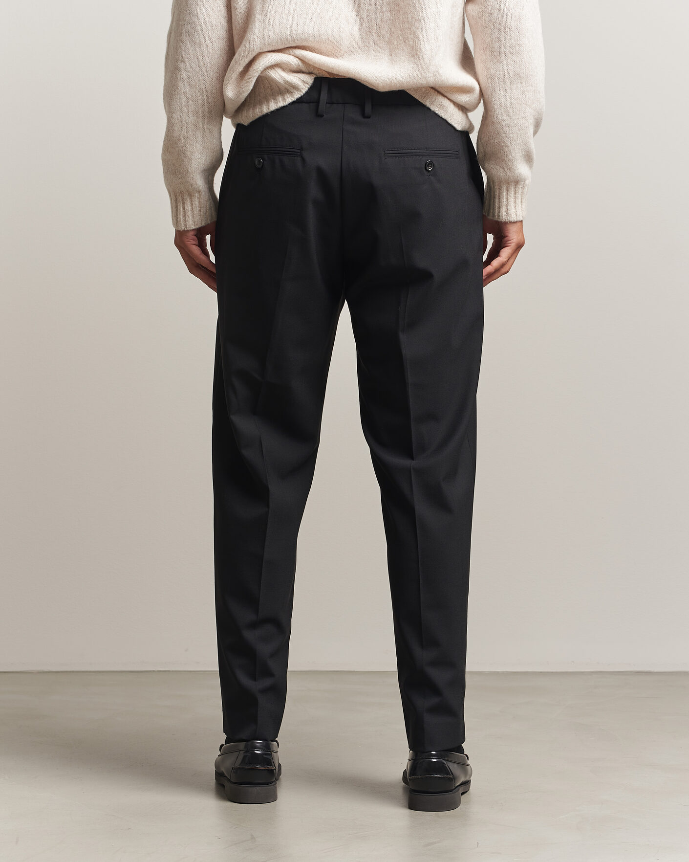 Uomini | Pantaloni | NN07 | Brendan Wool Drawstring Trousers Black