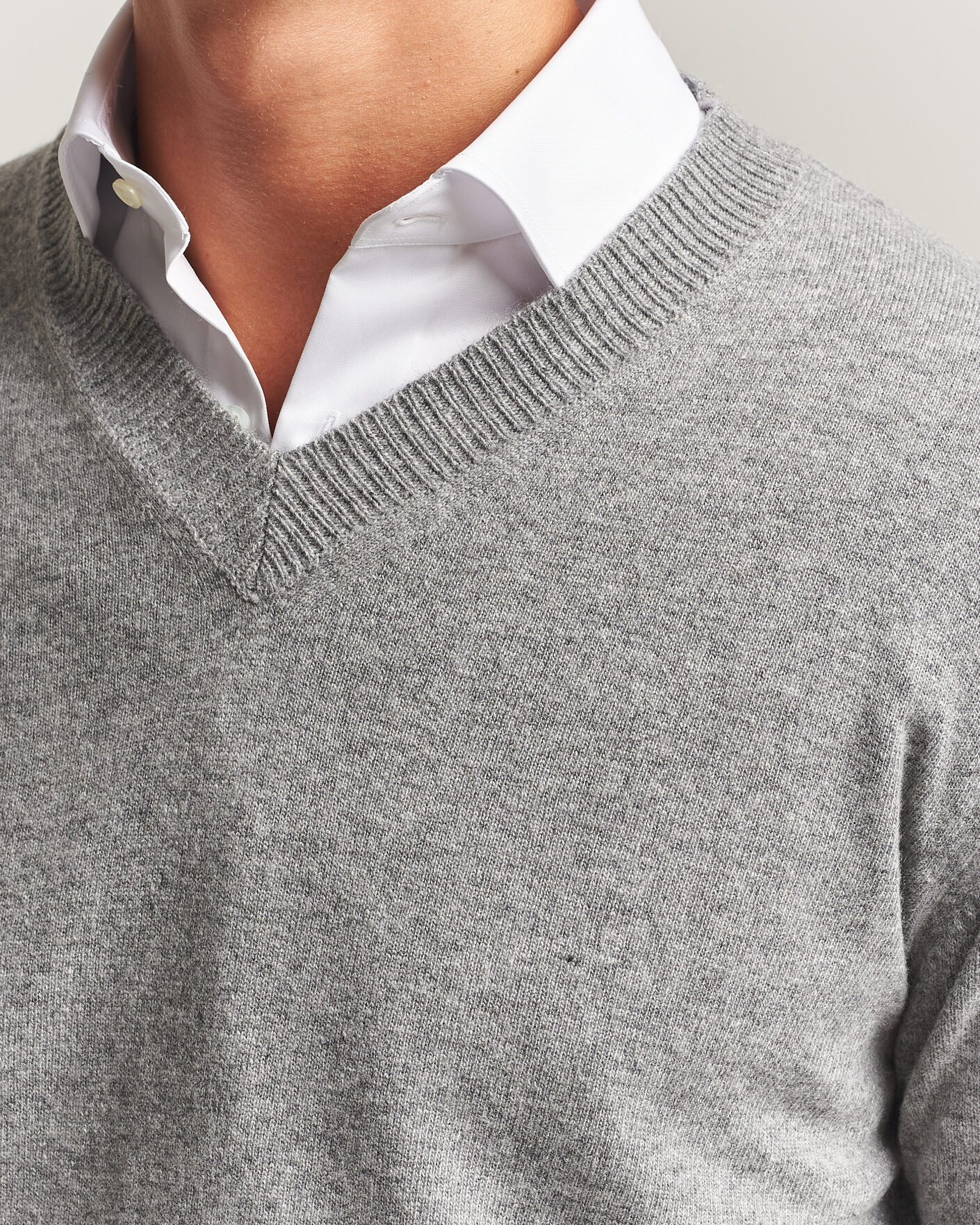 Uomini | Maglieria | Oscar Jacobson | Gregor Wool/Cashmere V-Neck Grey Melange