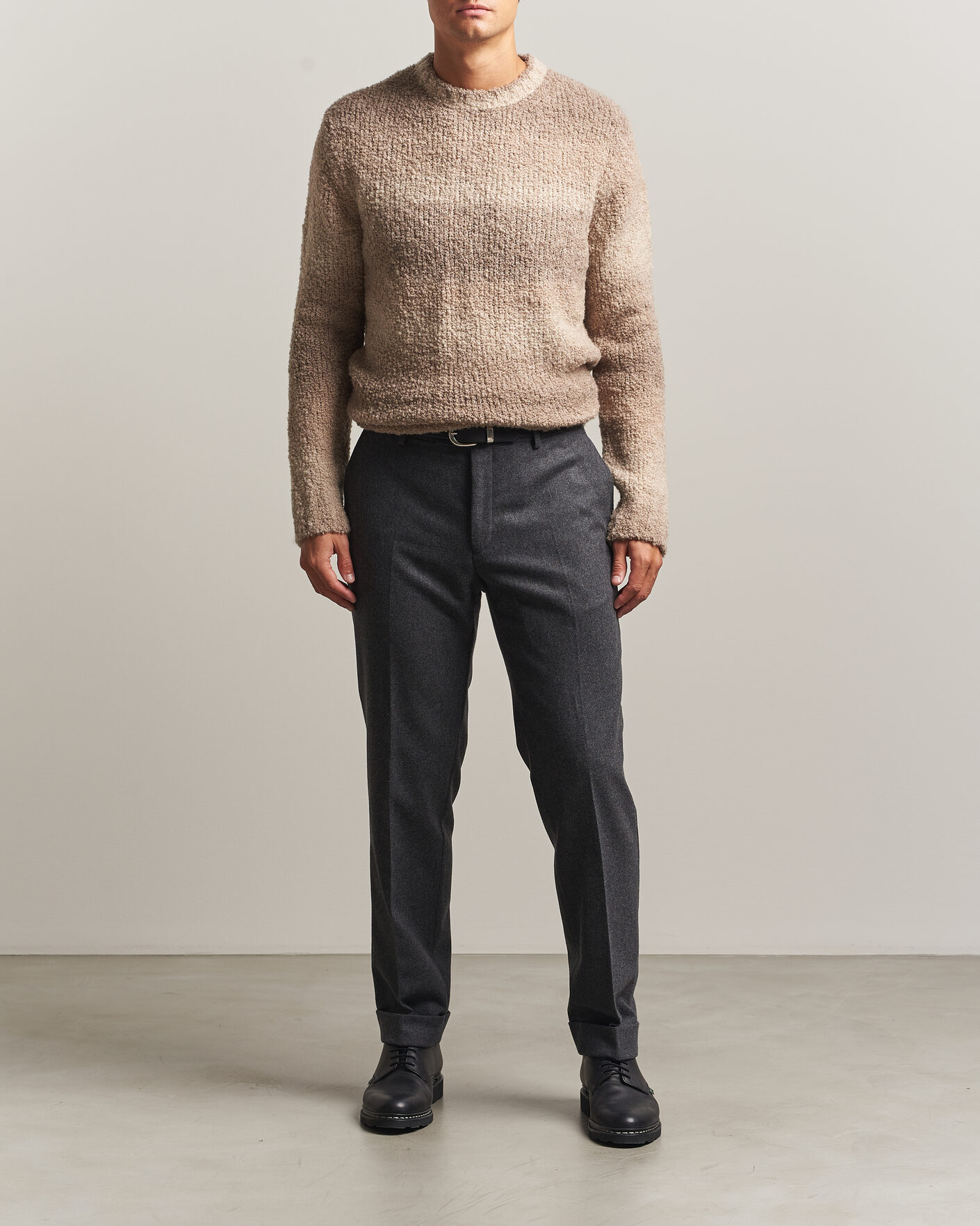 Uomini | Maglieria | Oscar Jacobson | Ronnie Heavy Knitted Wool Crewneck Beige