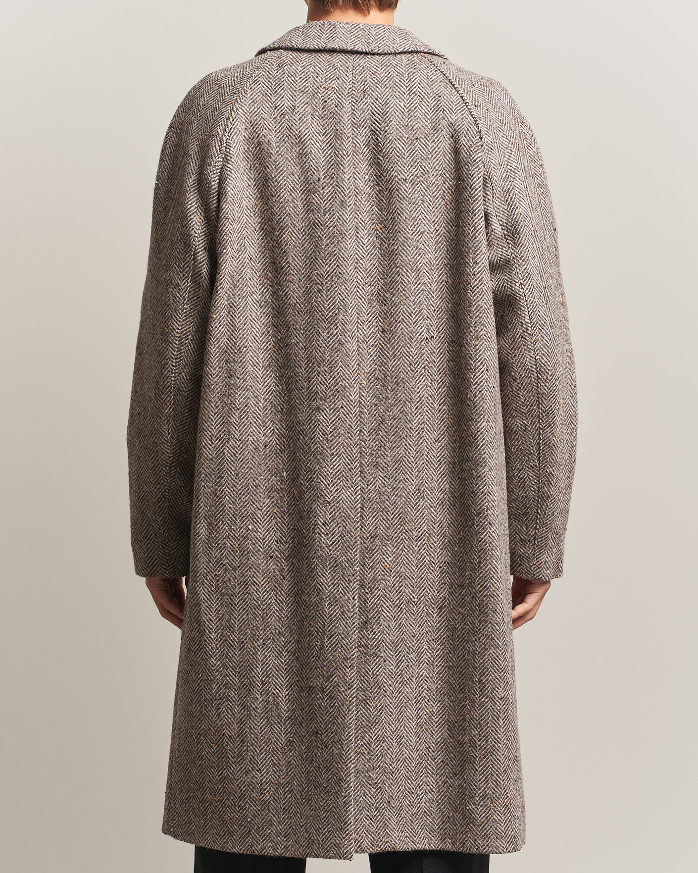 Uomini | Giacche | Oscar Jacobson | Raglan Herringbone Wool Coat Beige