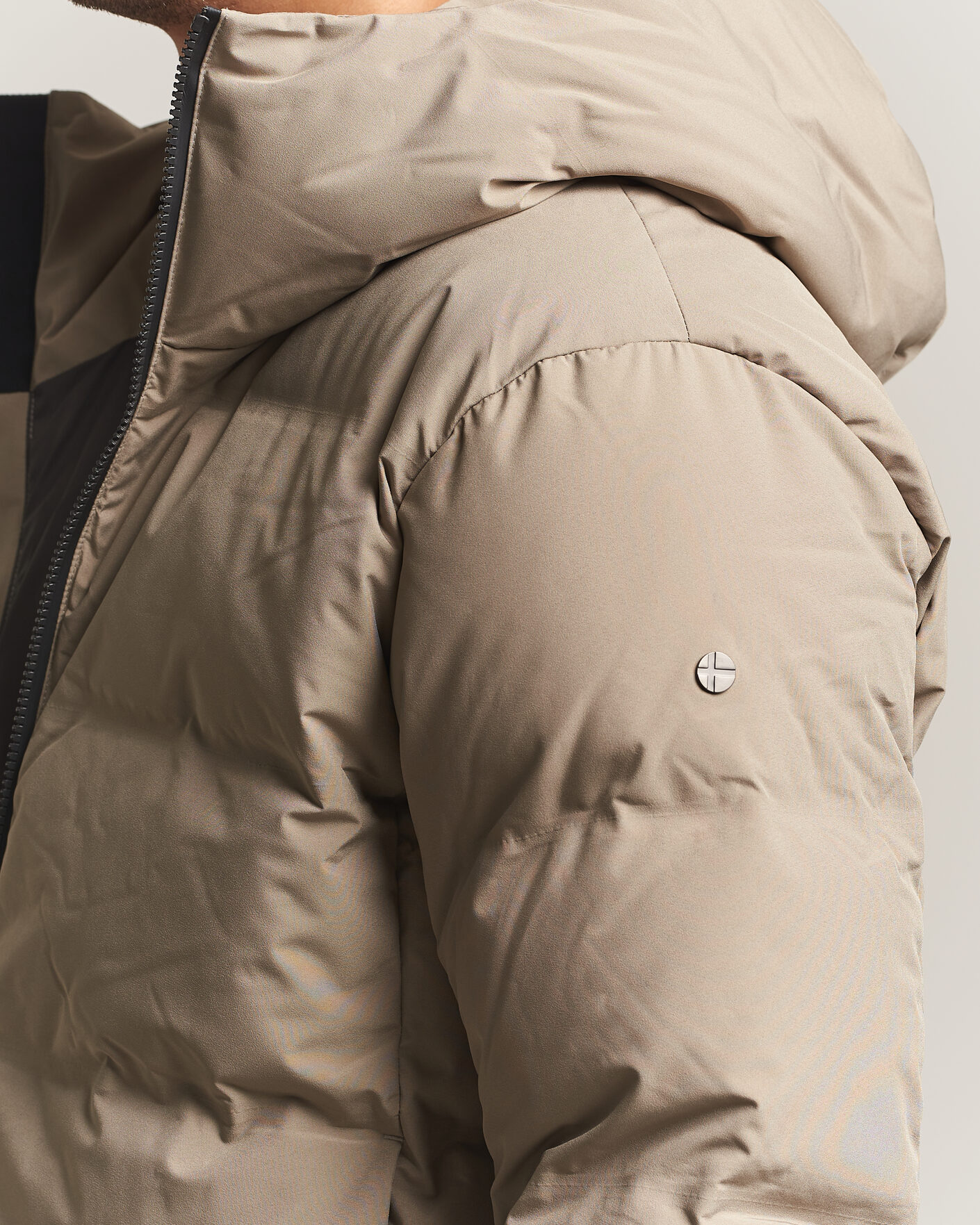 Uomini | Giacche | Scandinavian Edition | Torrent II Hooded Puffer Jacket Sand
