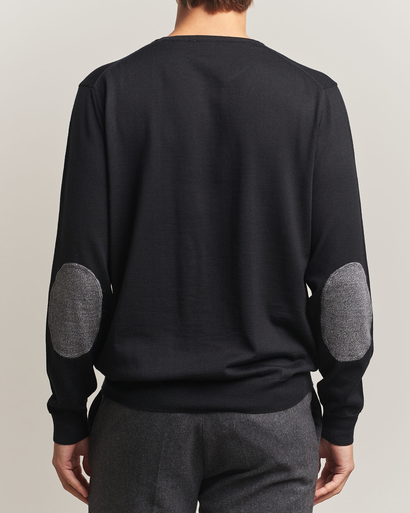 Uomini | Maglieria | Stenströms | Merino Patch Crew Neck Black
