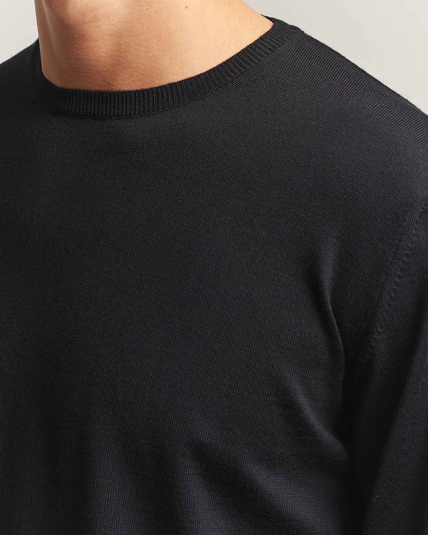 Uomini | Maglieria | Stenströms | Merino Patch Crew Neck Black
